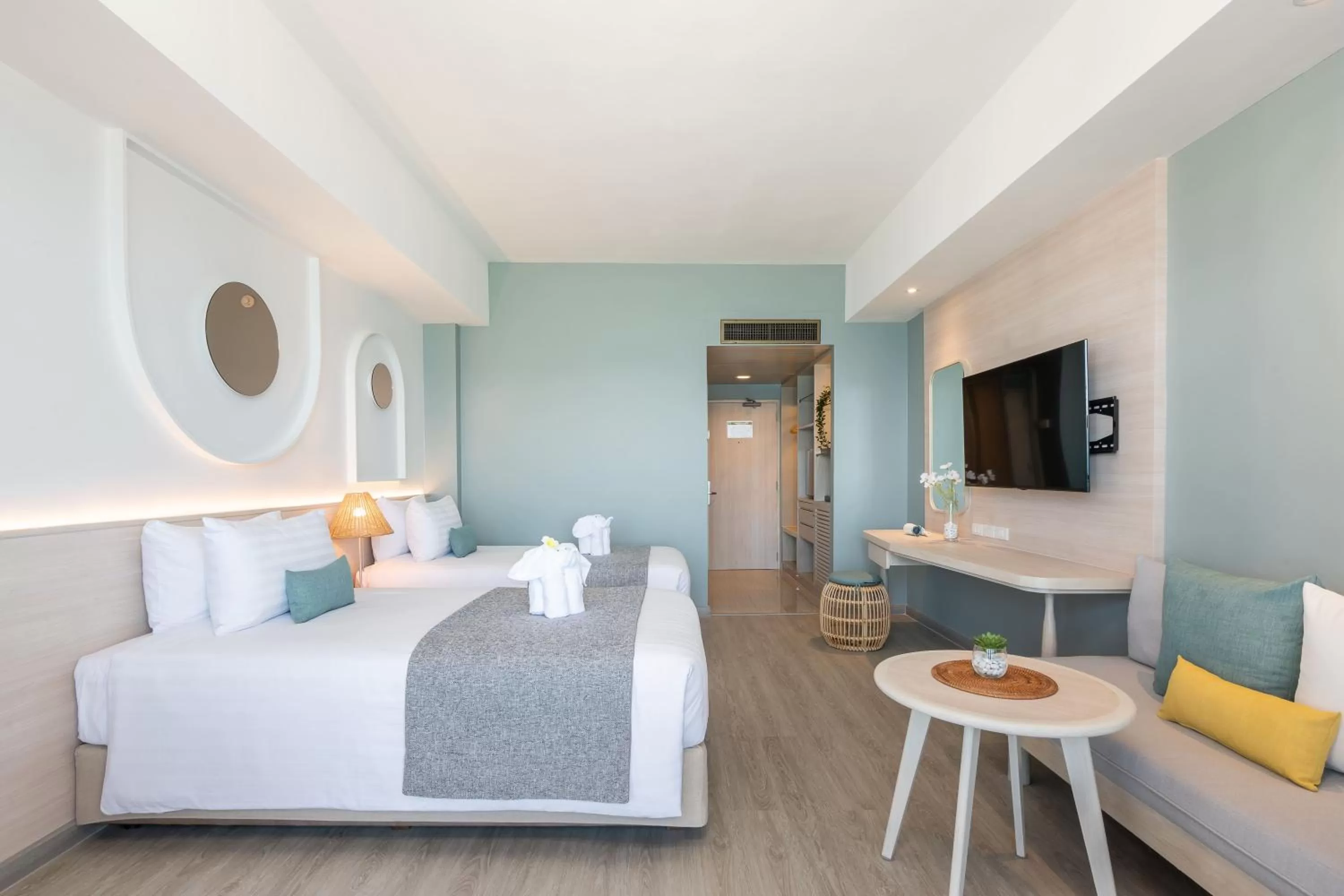 Bed in Cosy Beach Hotel - SHA Extra Plus