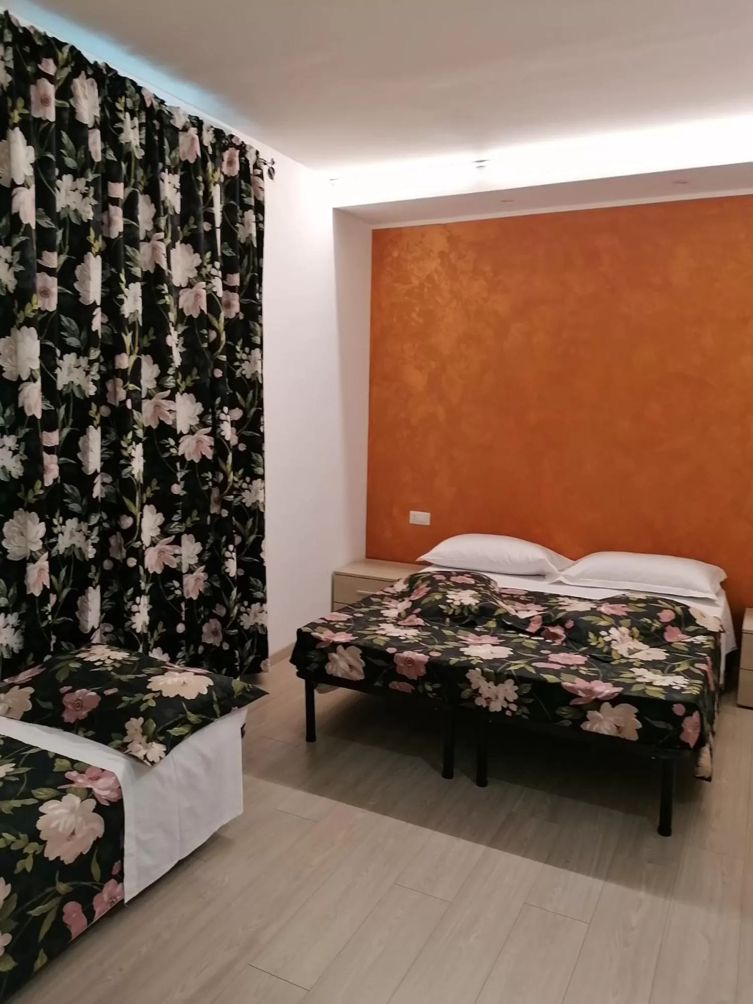 Bed in Albano Station Rooms