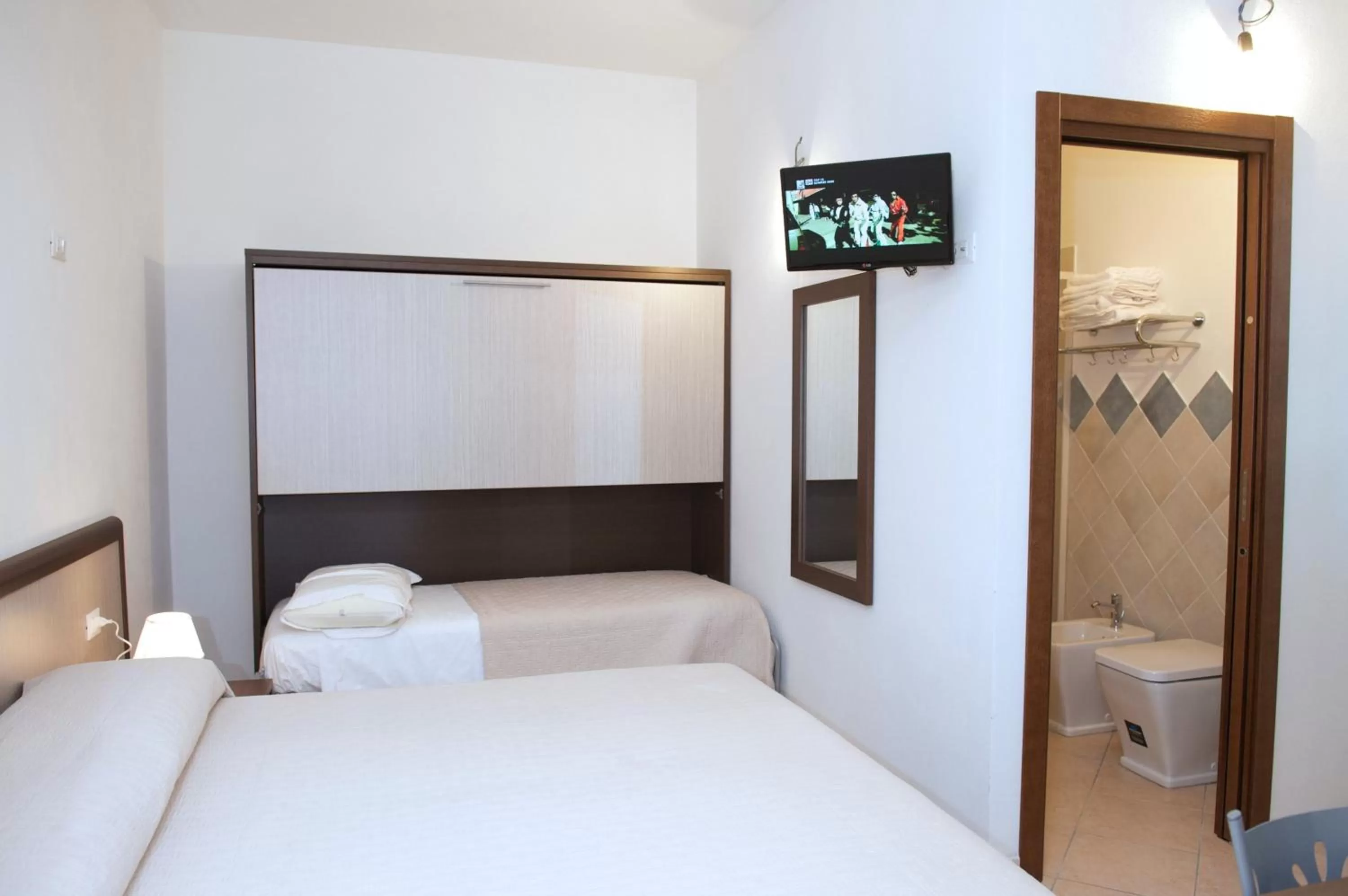 Bed in Domo - Guest-House Il Nespolo Fiorito