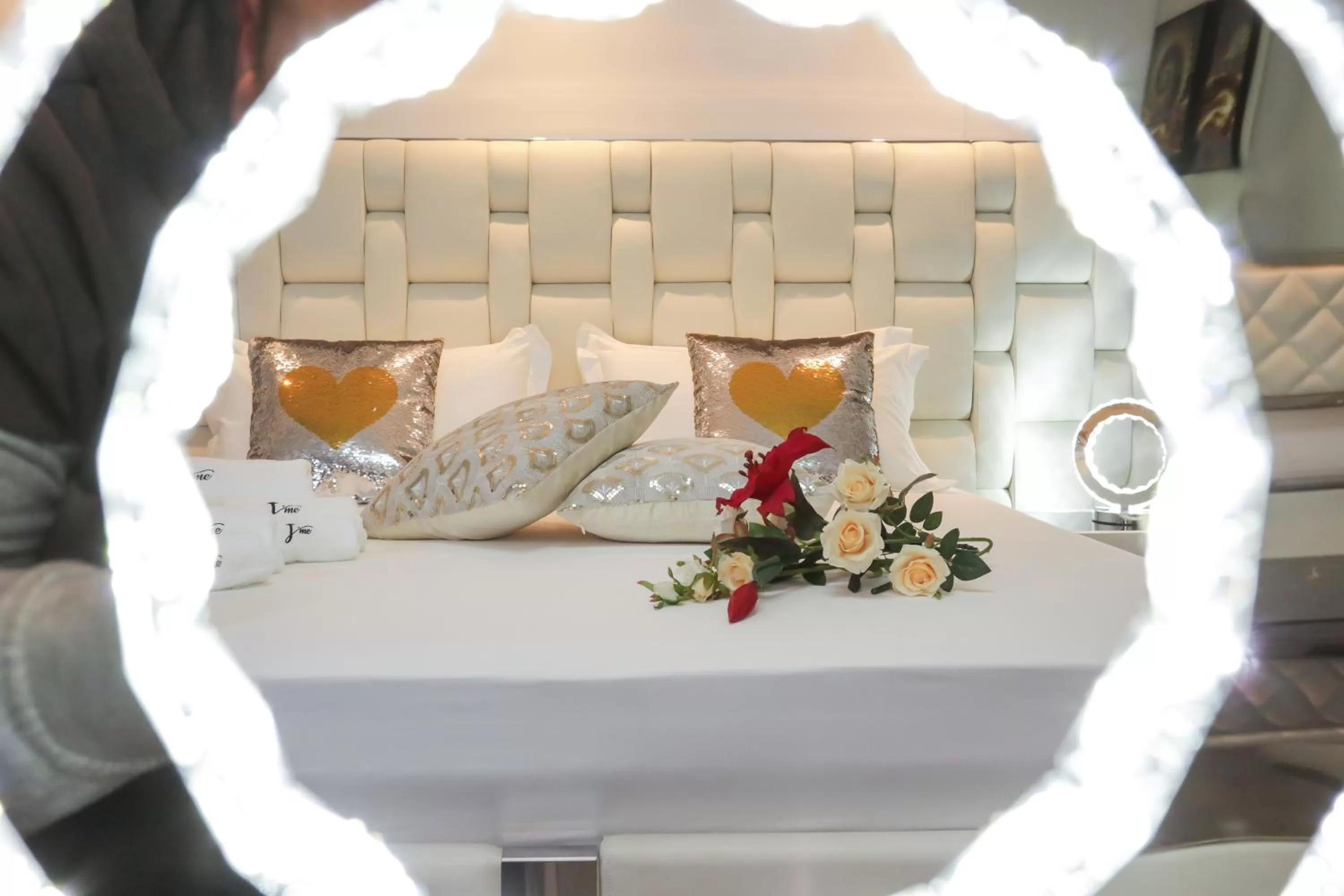 Guests, Bed in J'Me Boutique Hotel - Adults only