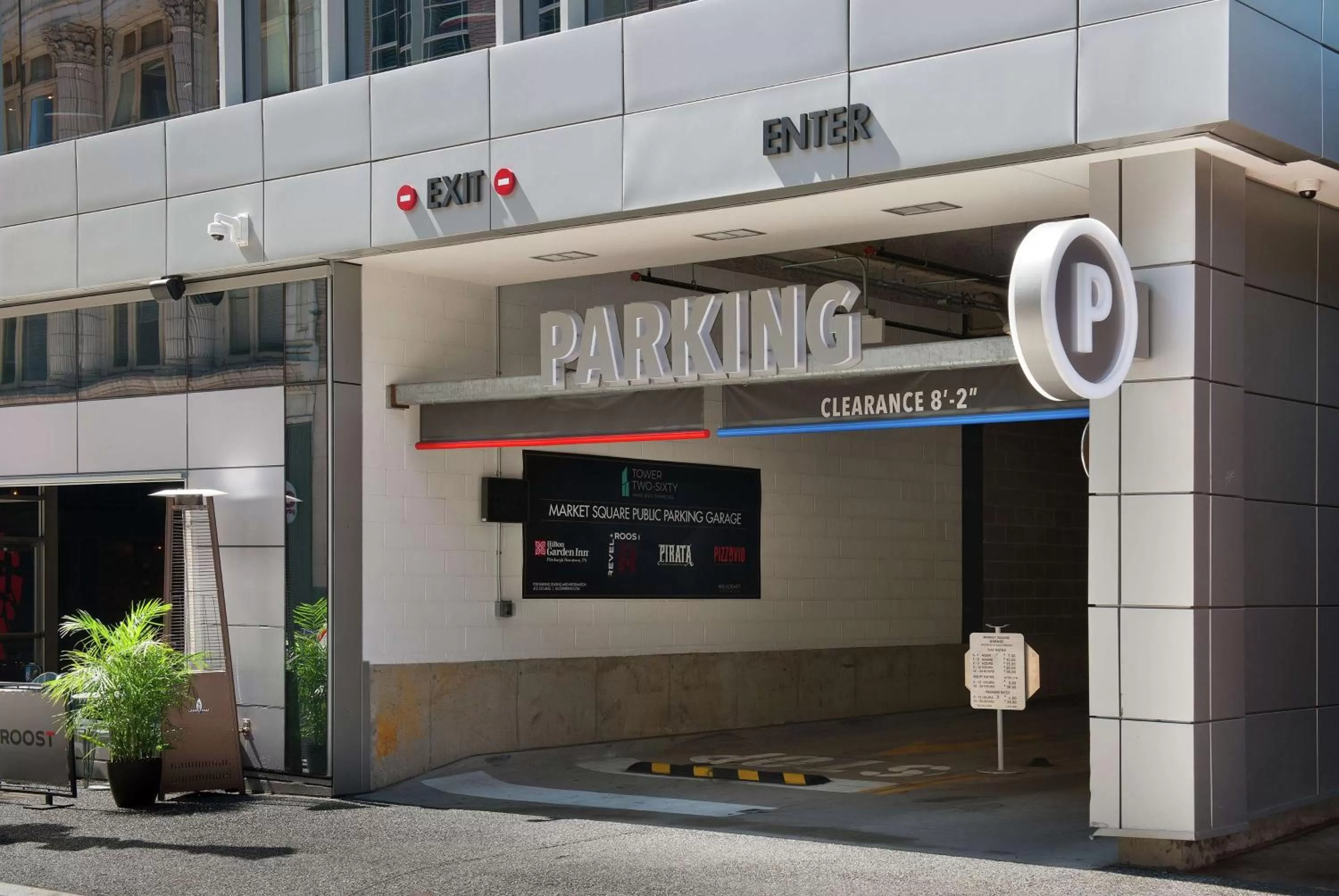 Property building in Hilton Garden Inn Pittsburgh Downtown