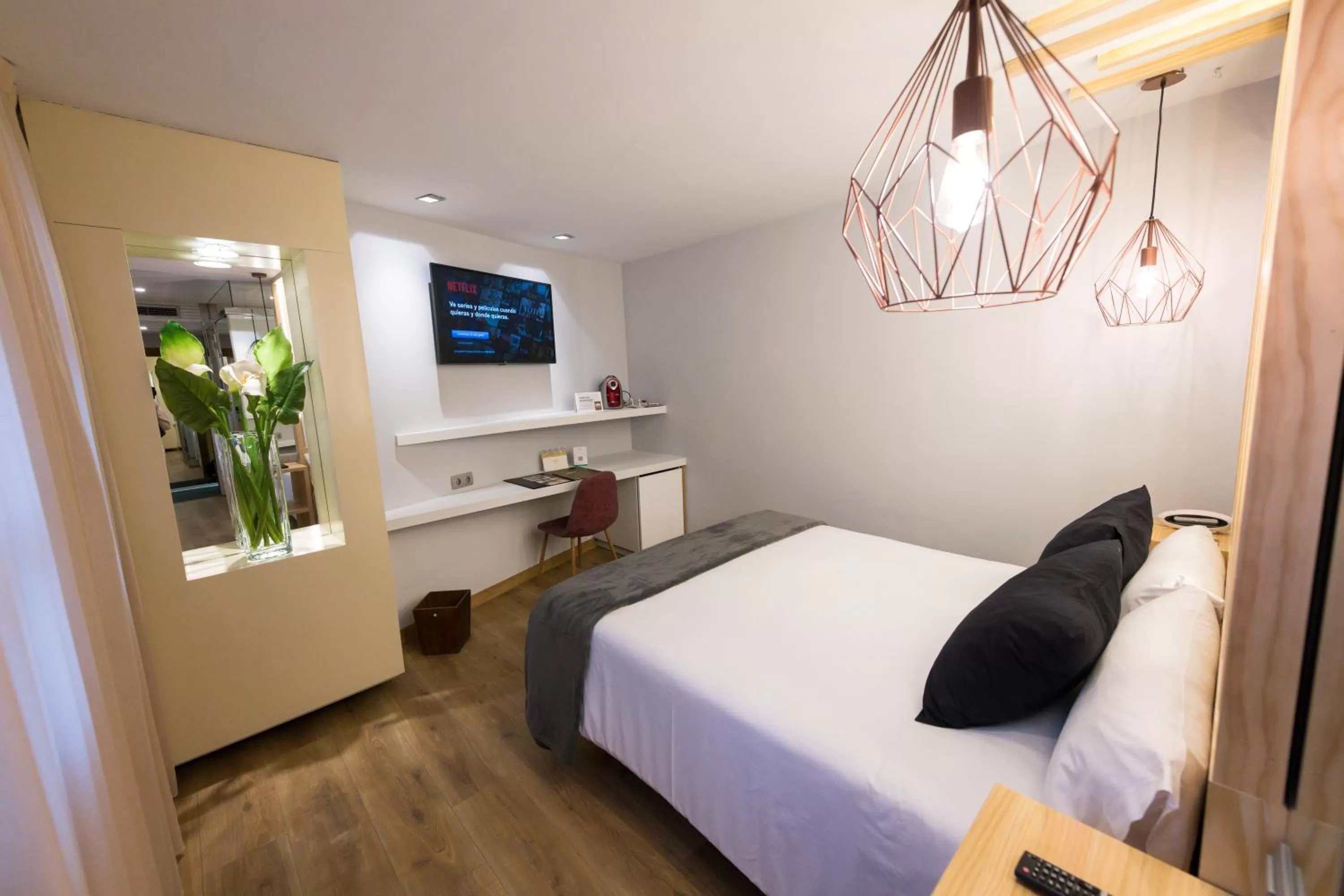 Photo of the whole room, Bed in Hotel Fruela