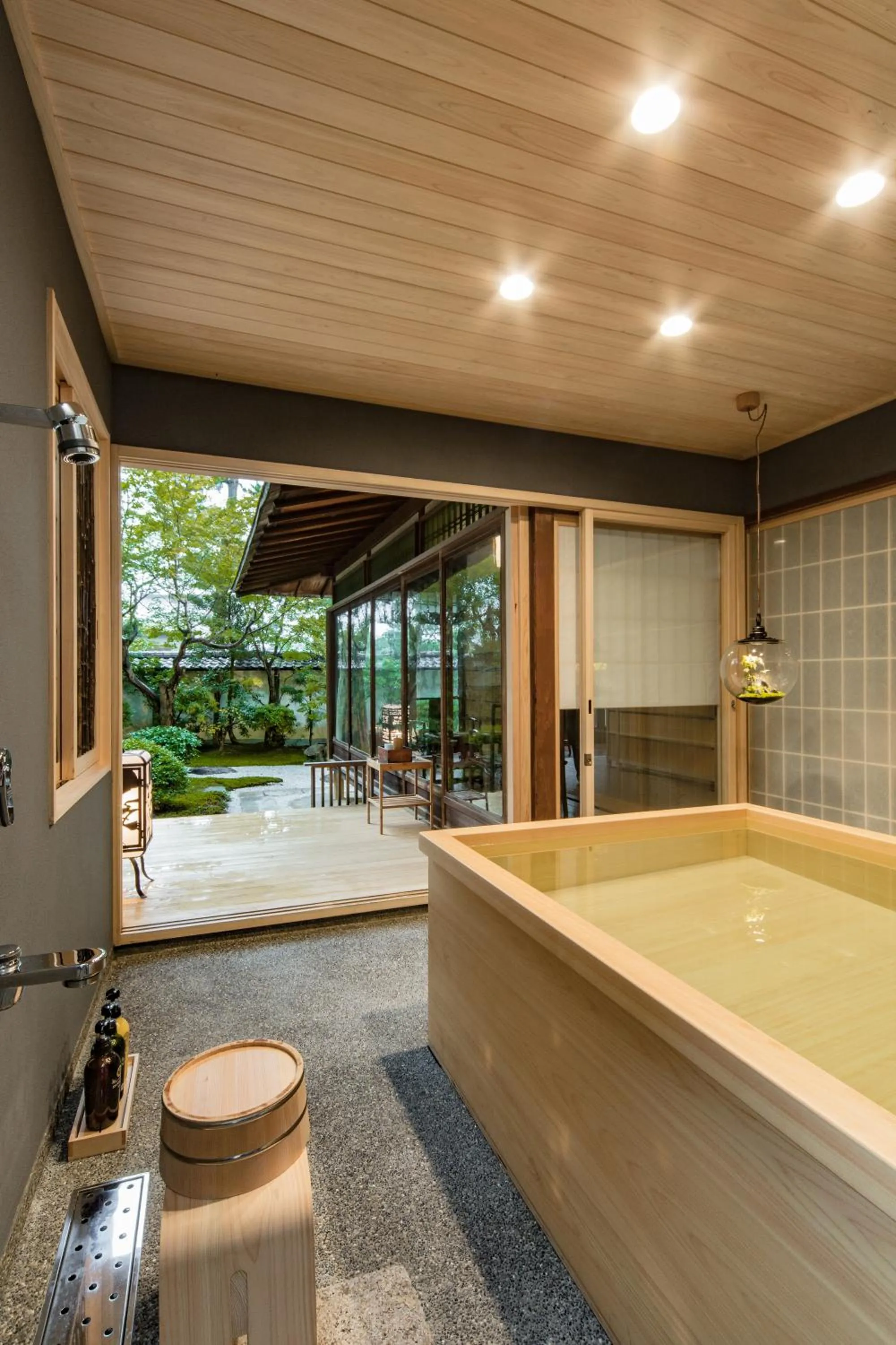 Spa and wellness centre/facilities in Kyoto Nanzenji Ryokan Yachiyo Established in 1915