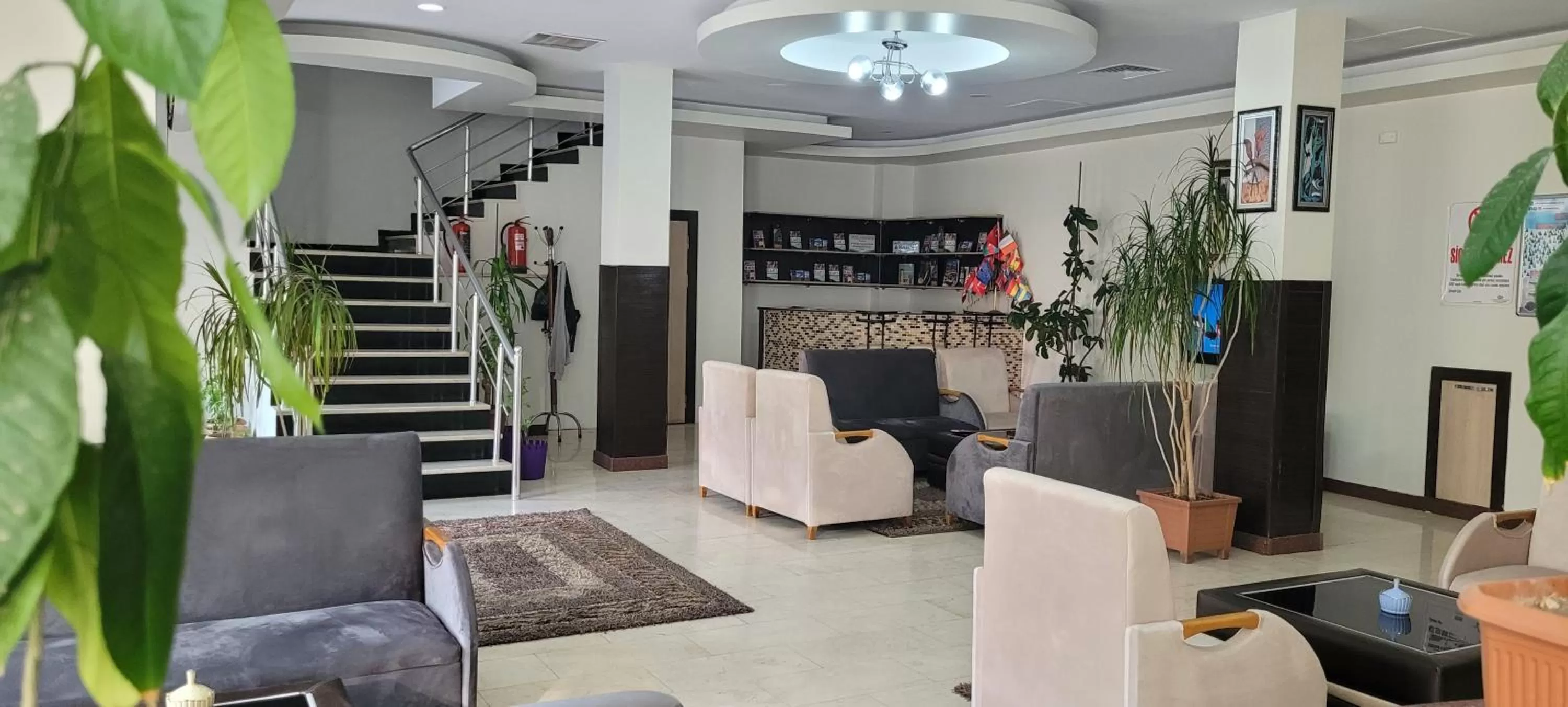 Library in Güngören Hotel