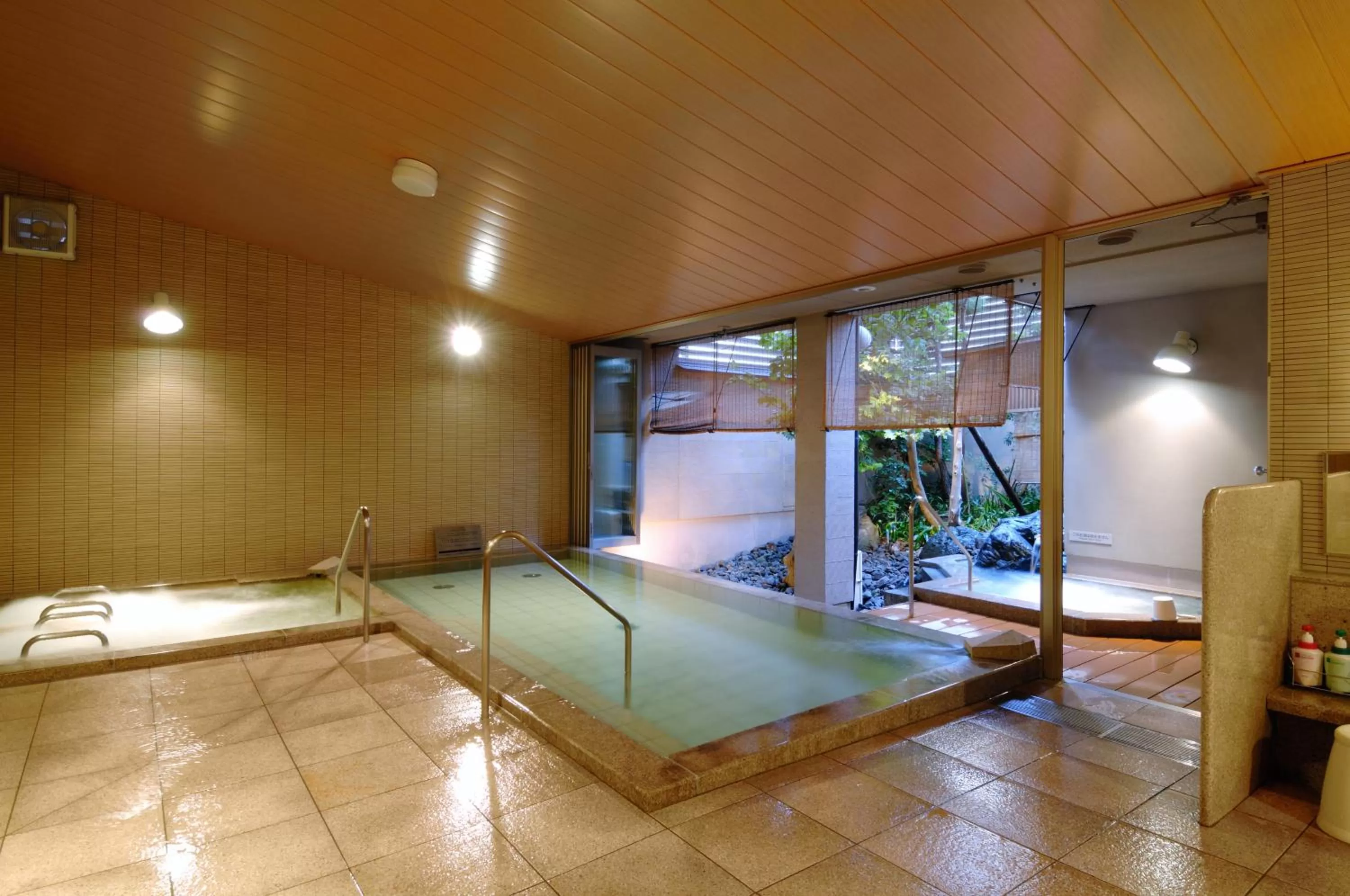Public Bath, Bed in Kanazawa Manten Hotel Ekimae