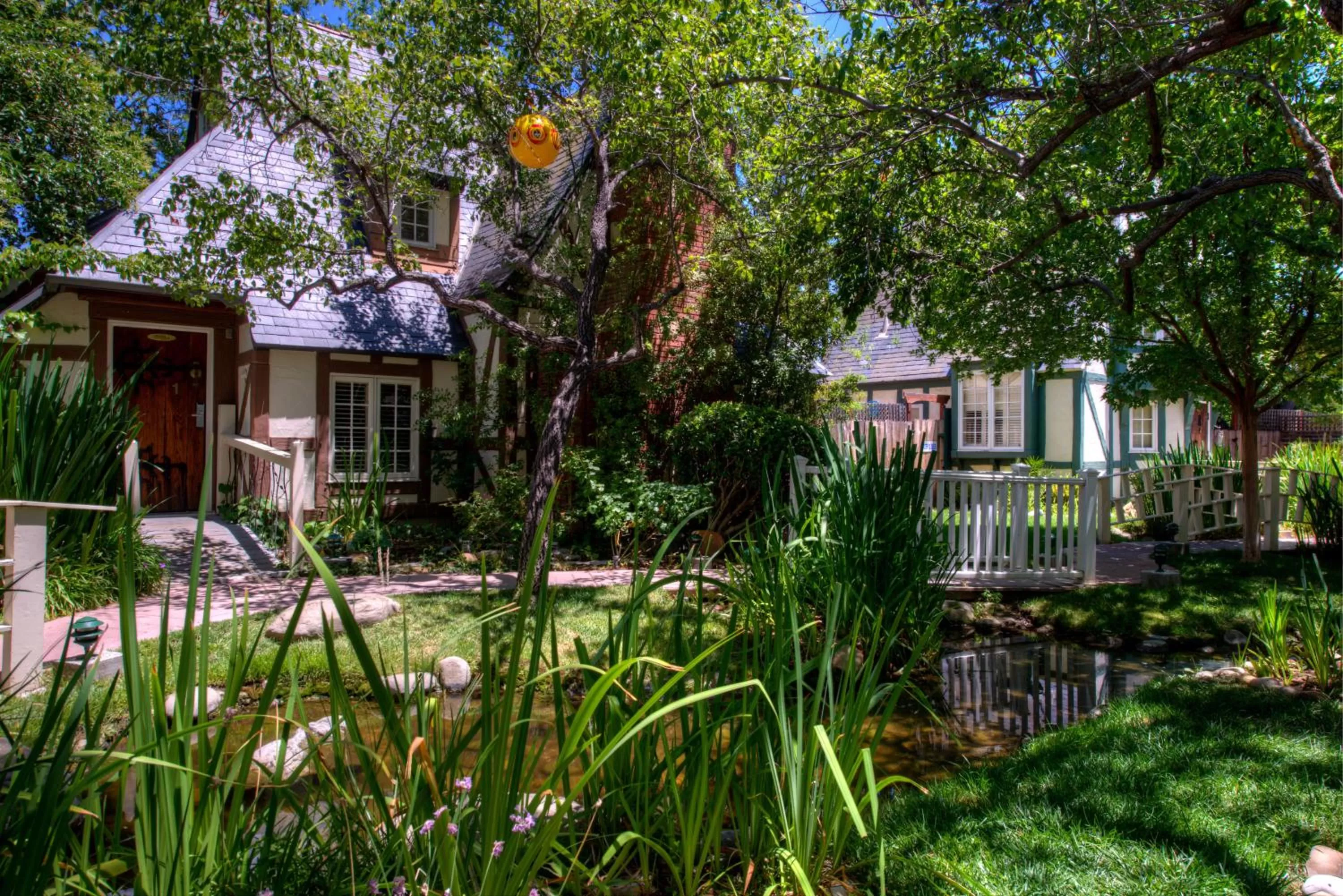 Garden in Wine Valley Inn