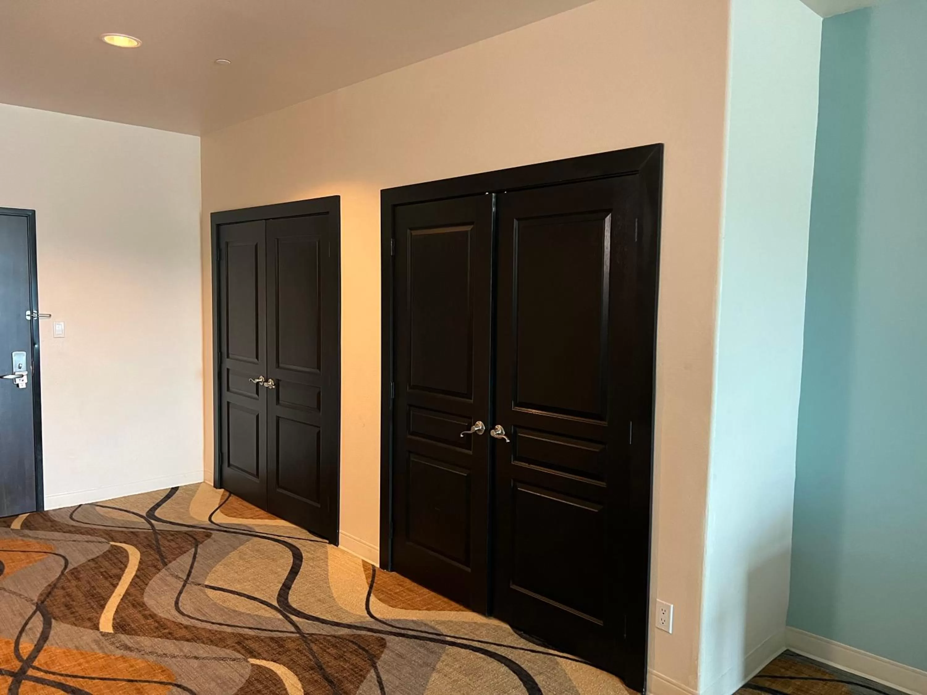 Sunchase Inn & Suites