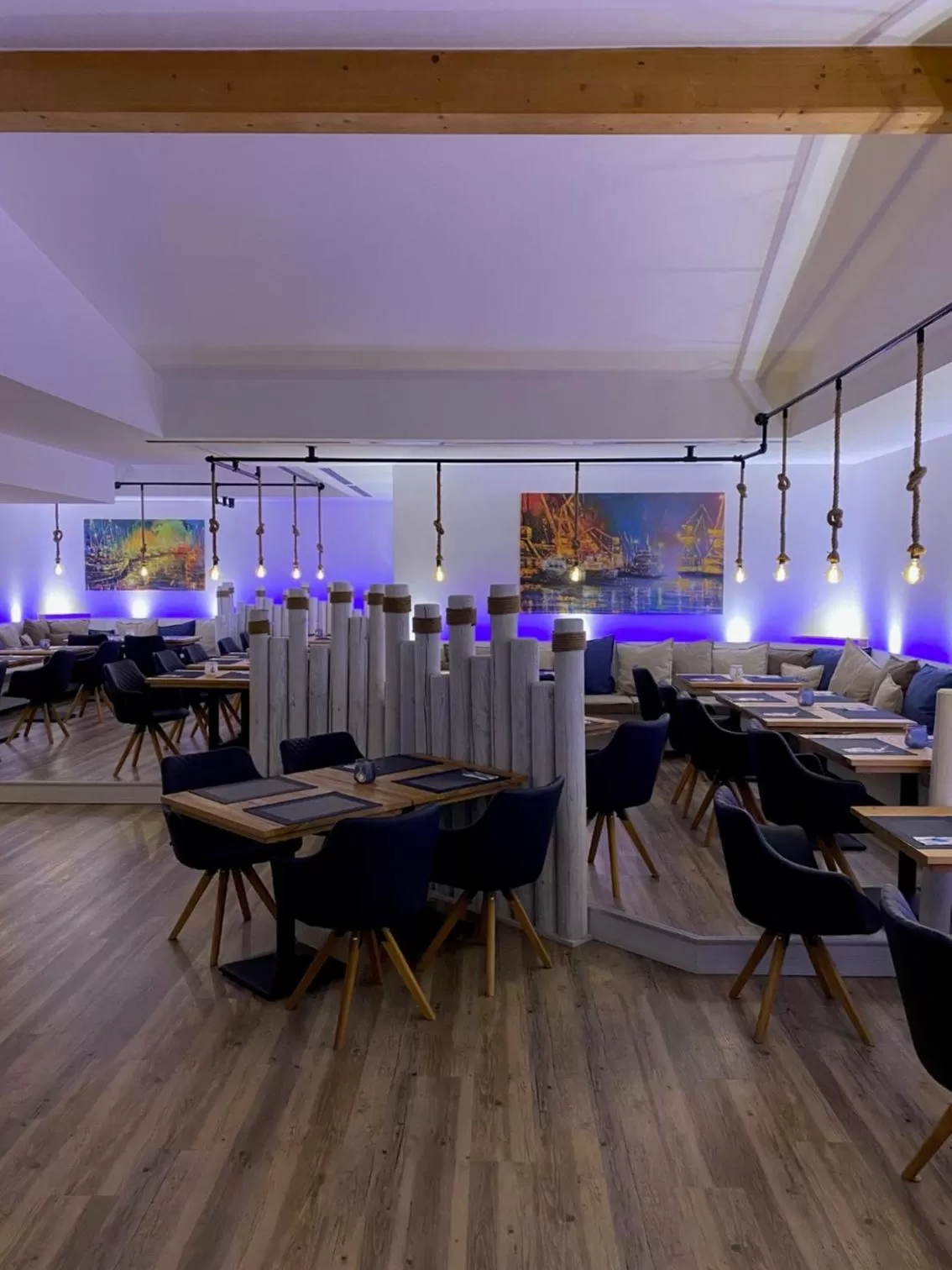 Restaurant/Places to Eat in Hotel meerblau