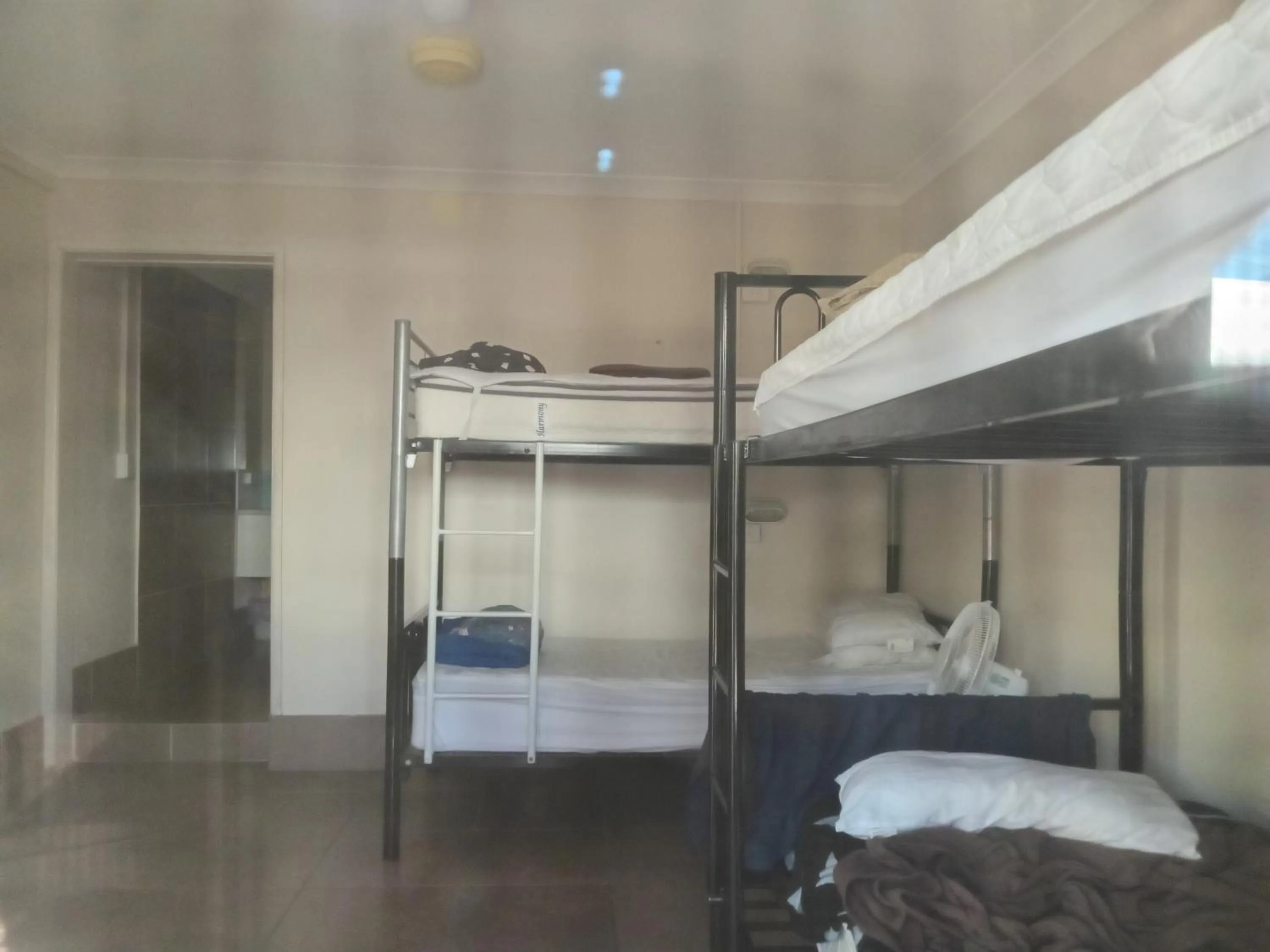 Bed in Hervey Bay Flashpackers