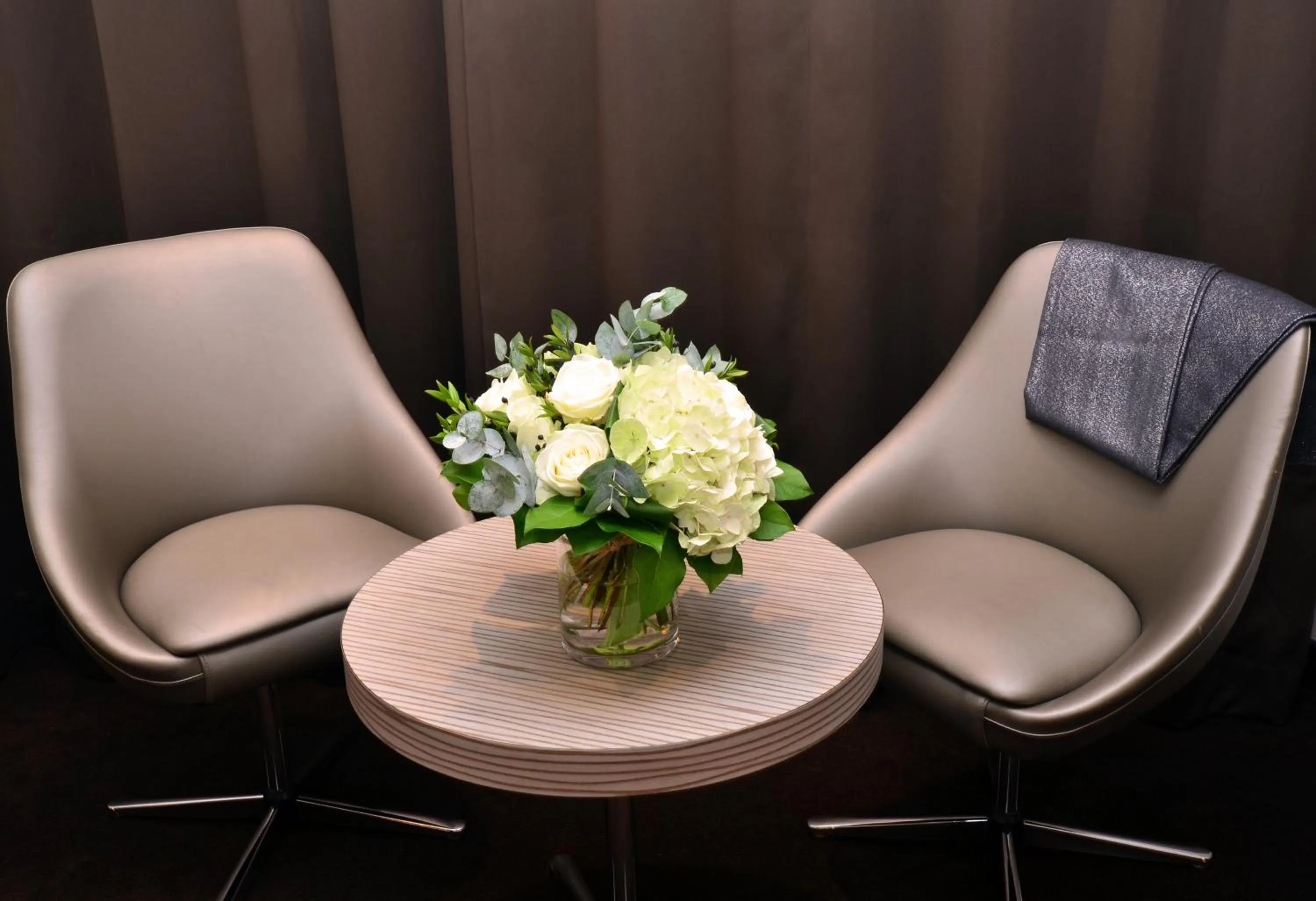 Decorative detail in Acropole