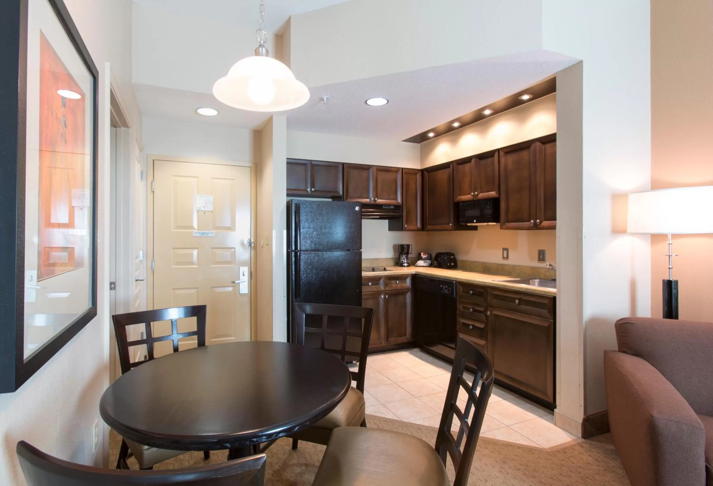 Kitchen or kitchenette in Hawthorn Suites by Wyndham Lake Buena Vista, a staySky Hotel & Resort