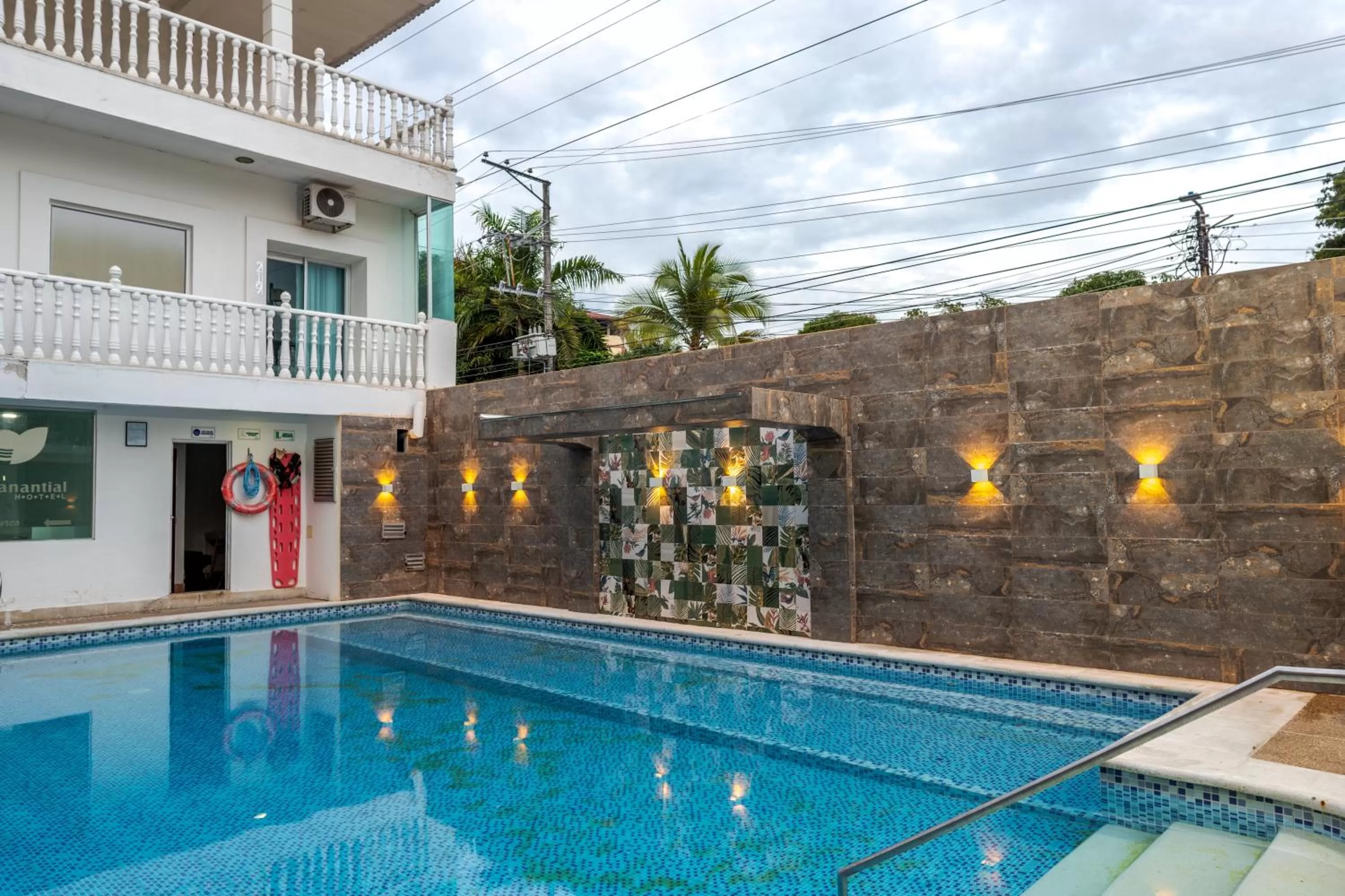 Pool view in Hotel Manantial Melgar