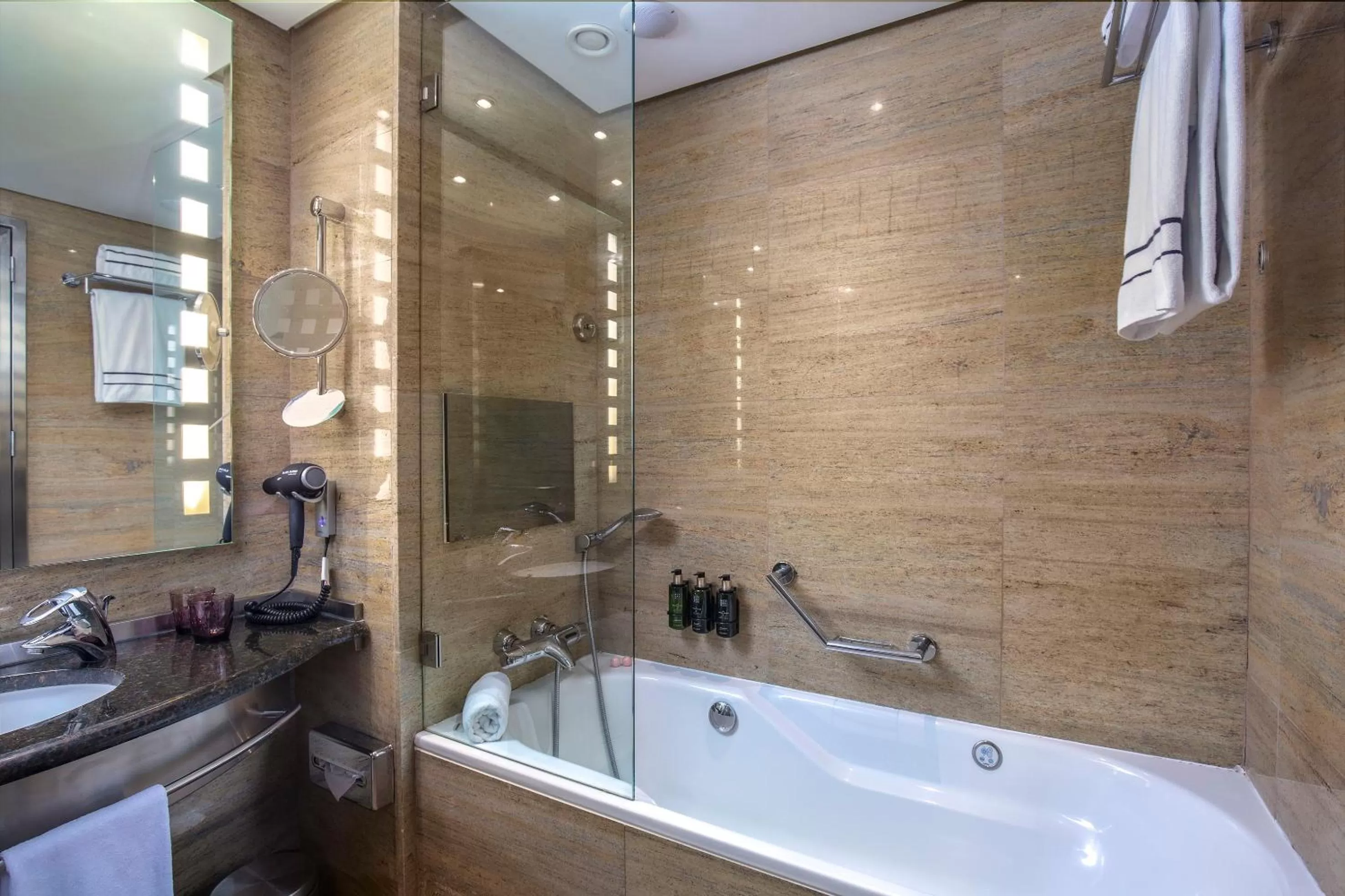 Bathroom in Melia Valencia