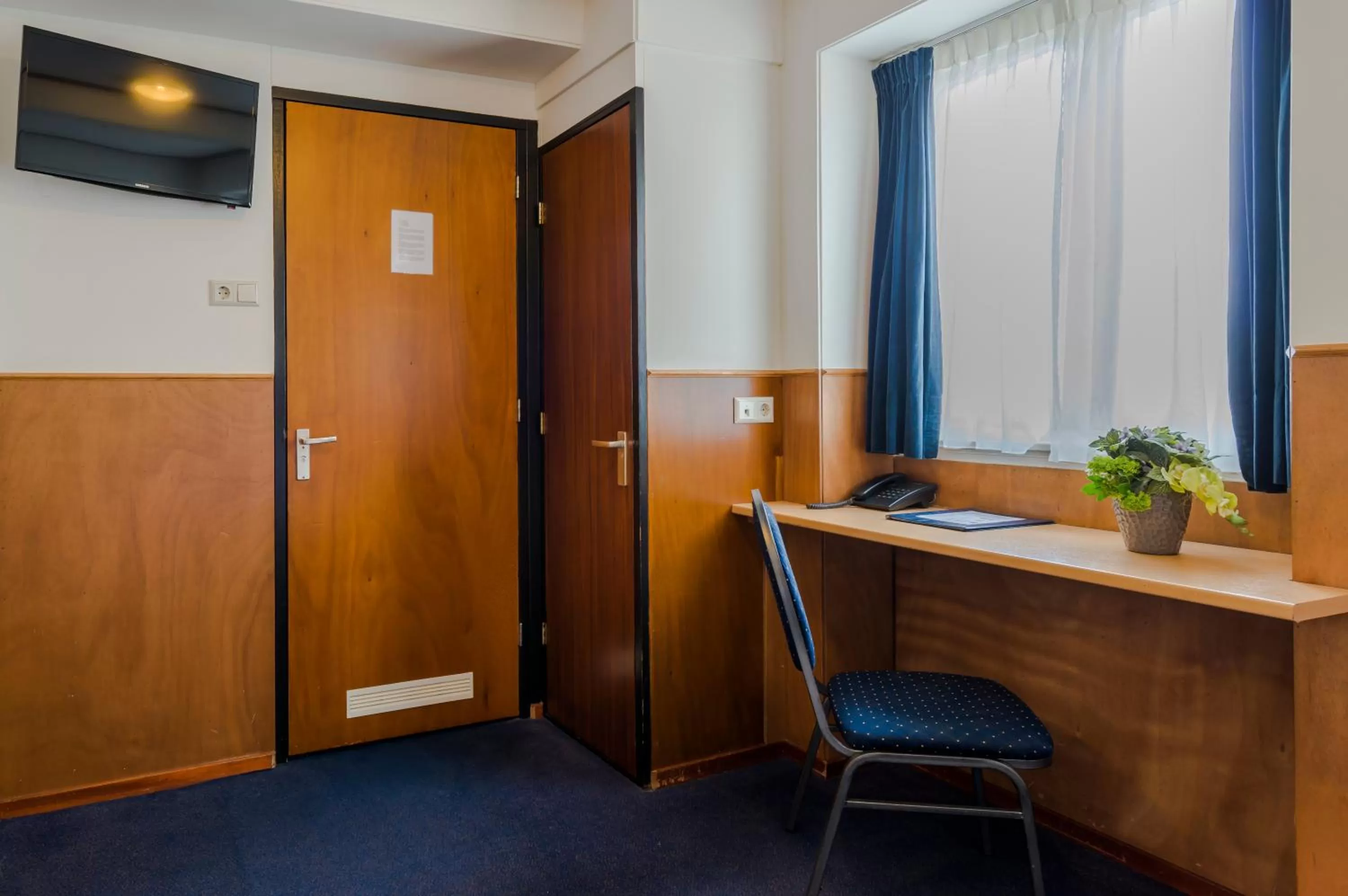 hair dresser in Hotel van Gelder