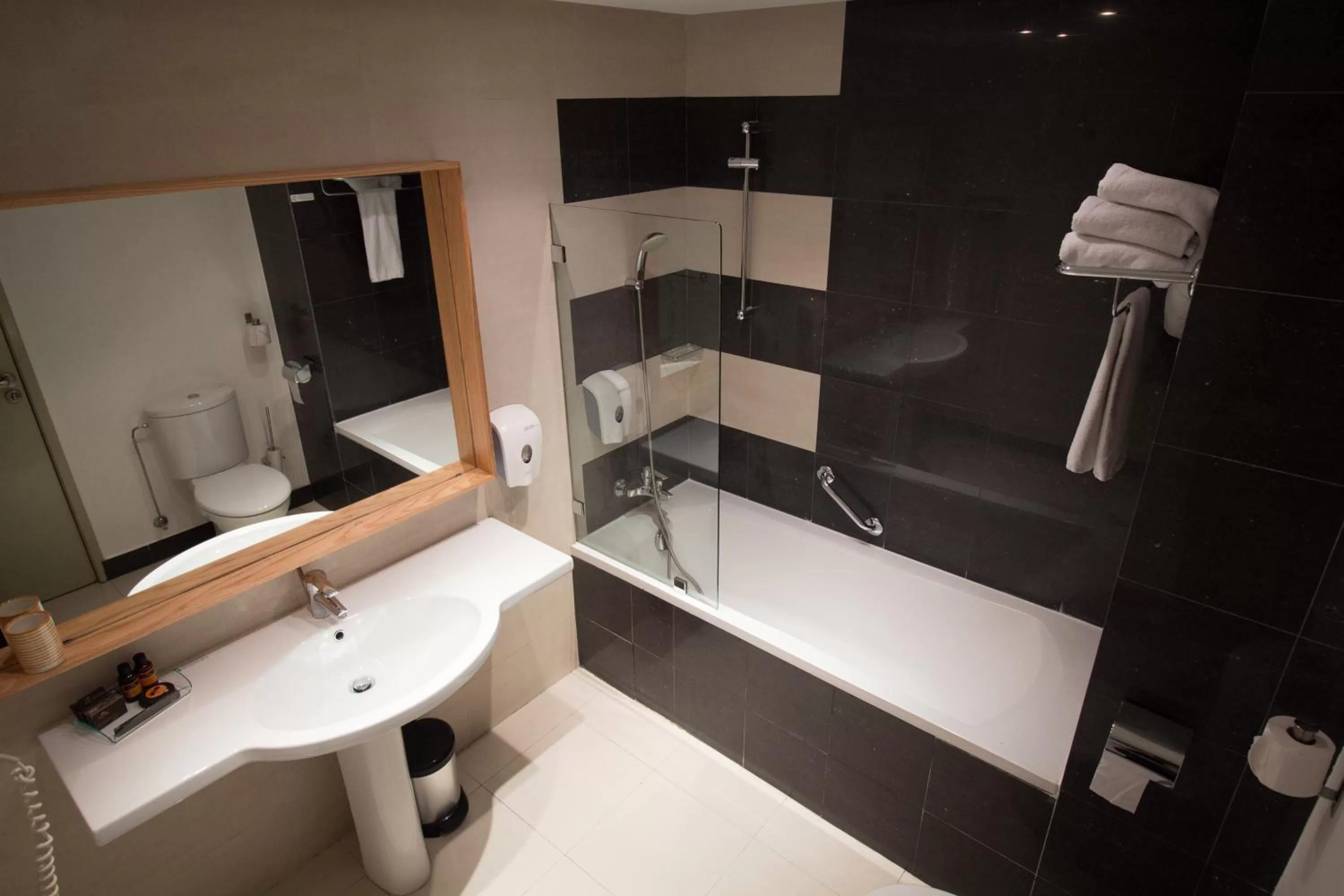 Bathroom in Le Pietri Urban Hotel