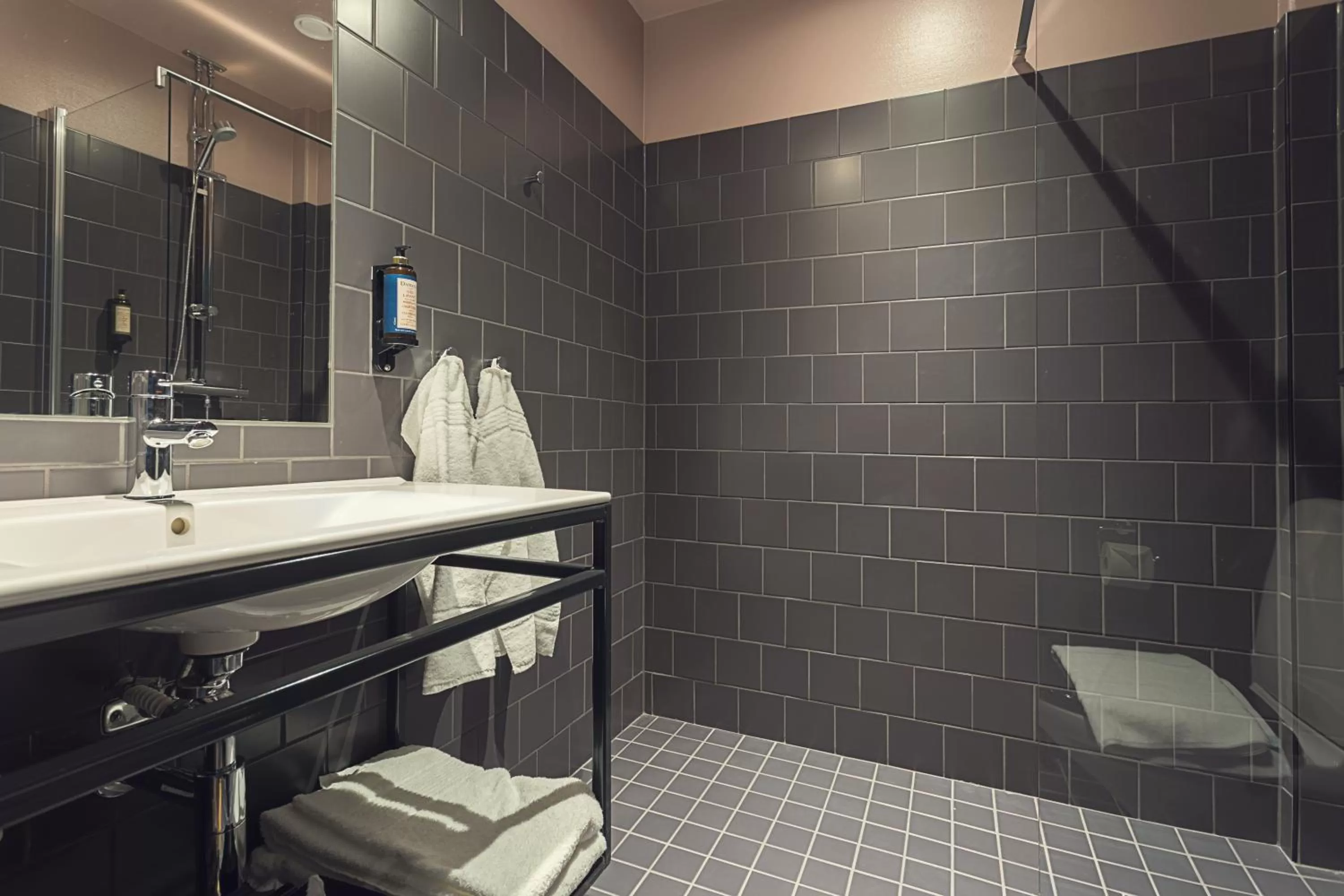 Bathroom in Best Western Plus Hus 57