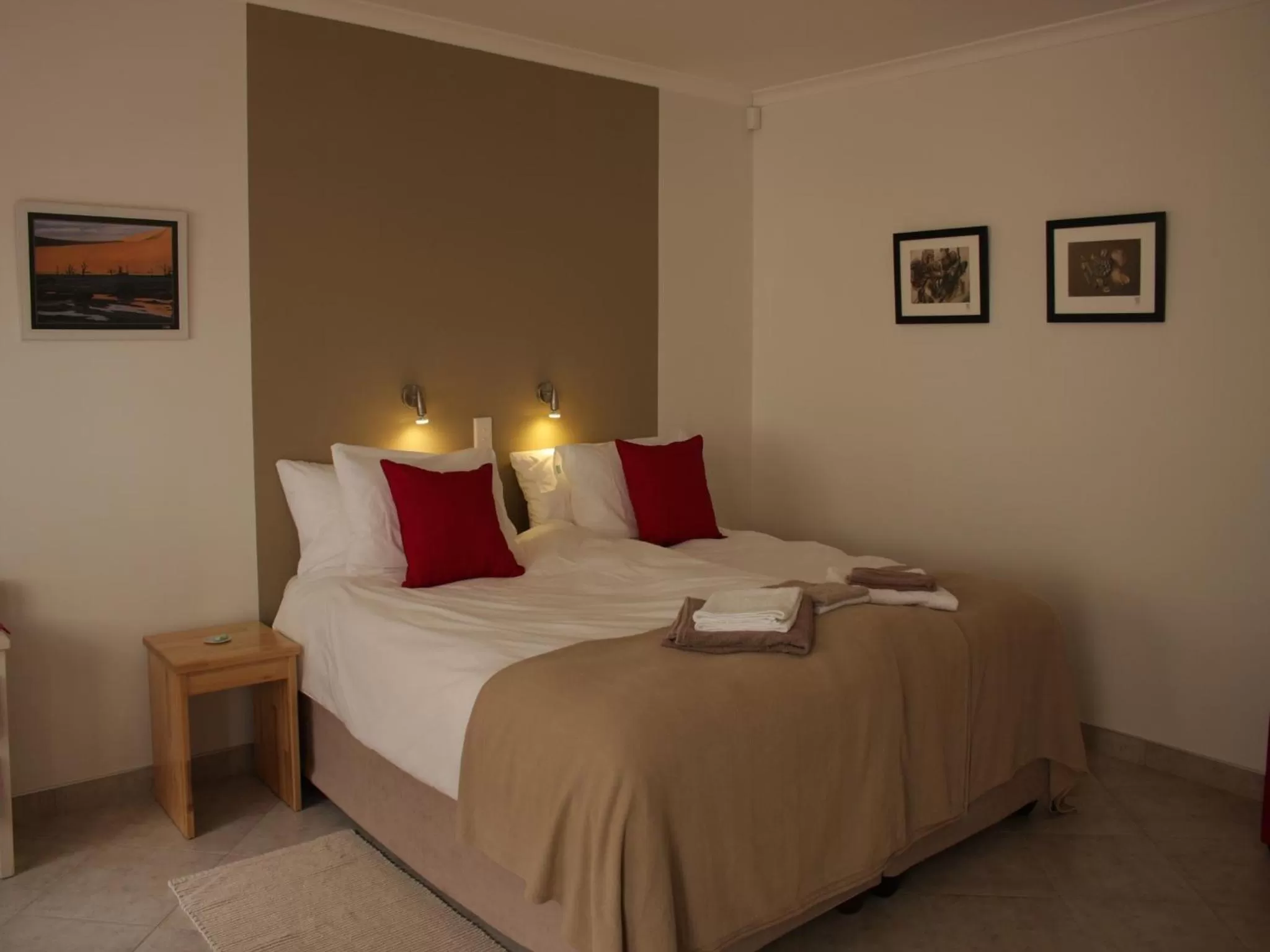 Photo of the whole room, Bed in Meike's Guesthouse