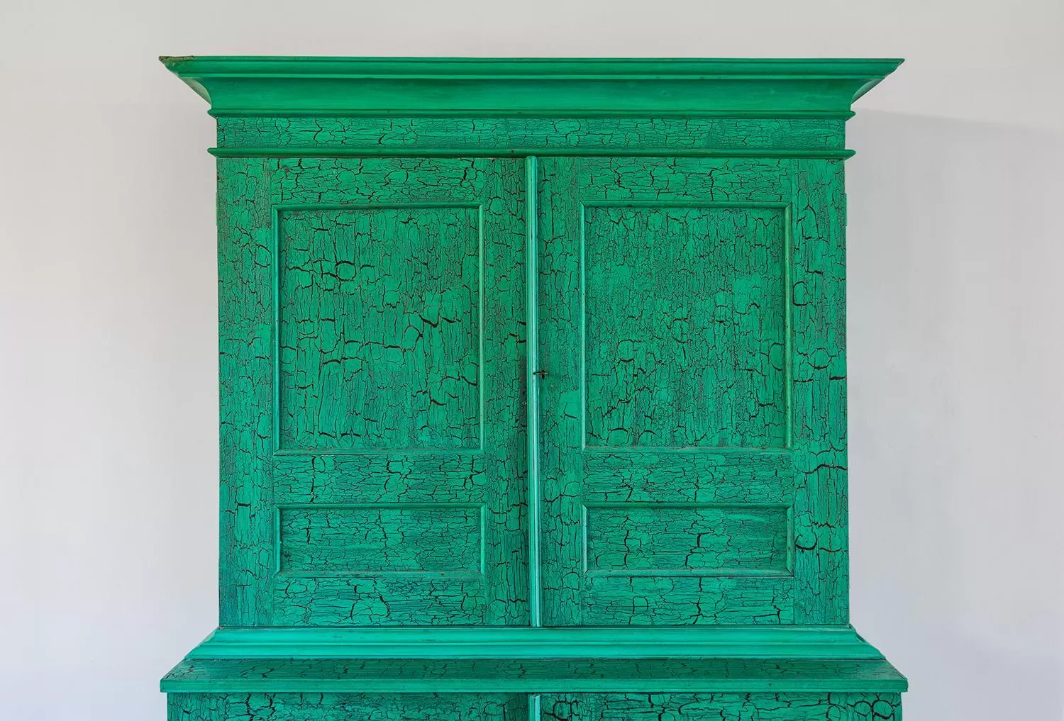 Decorative detail in Villa Atulya at Ocean's edge