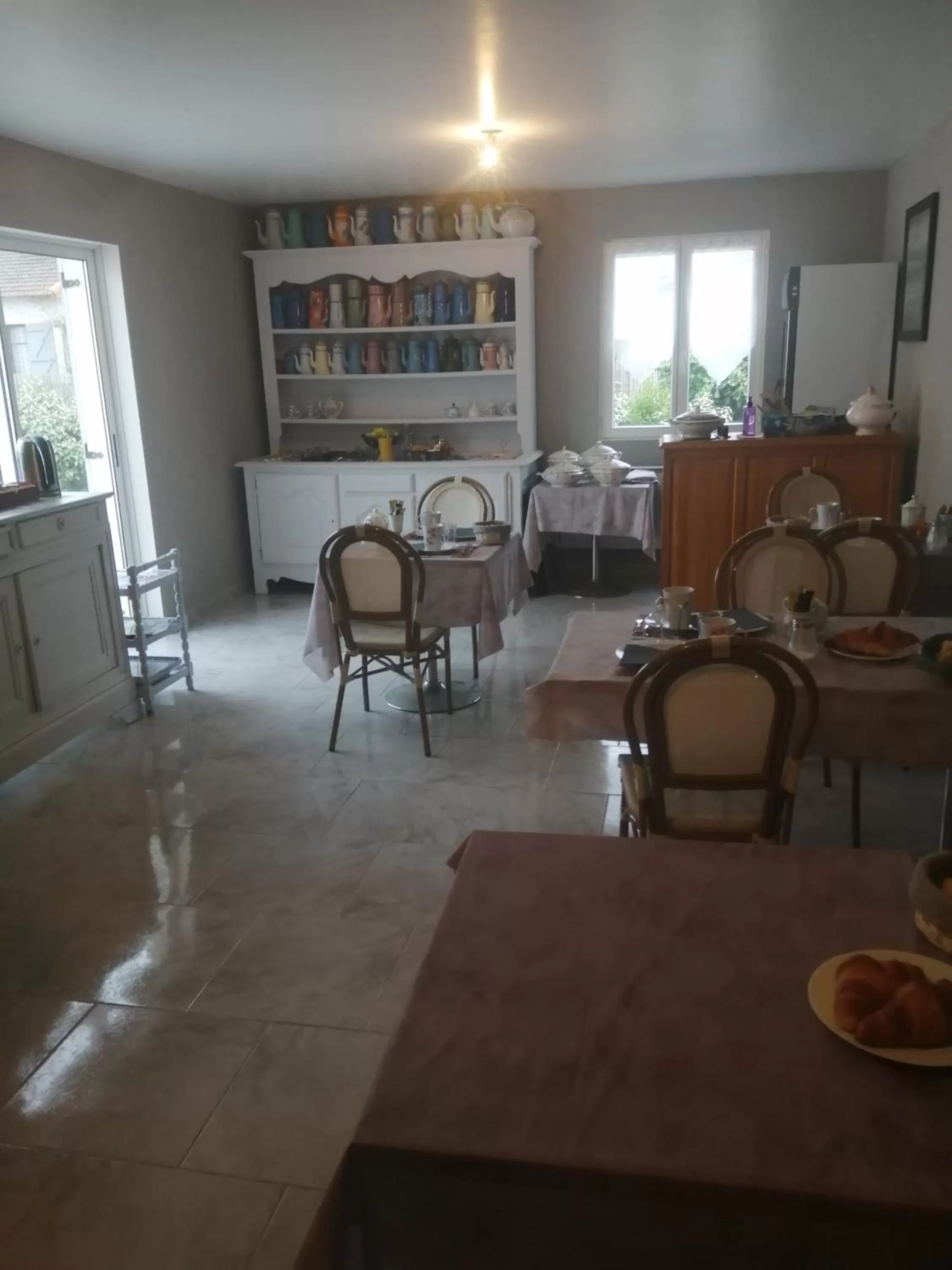 Breakfast in la pêcherie bord de mer