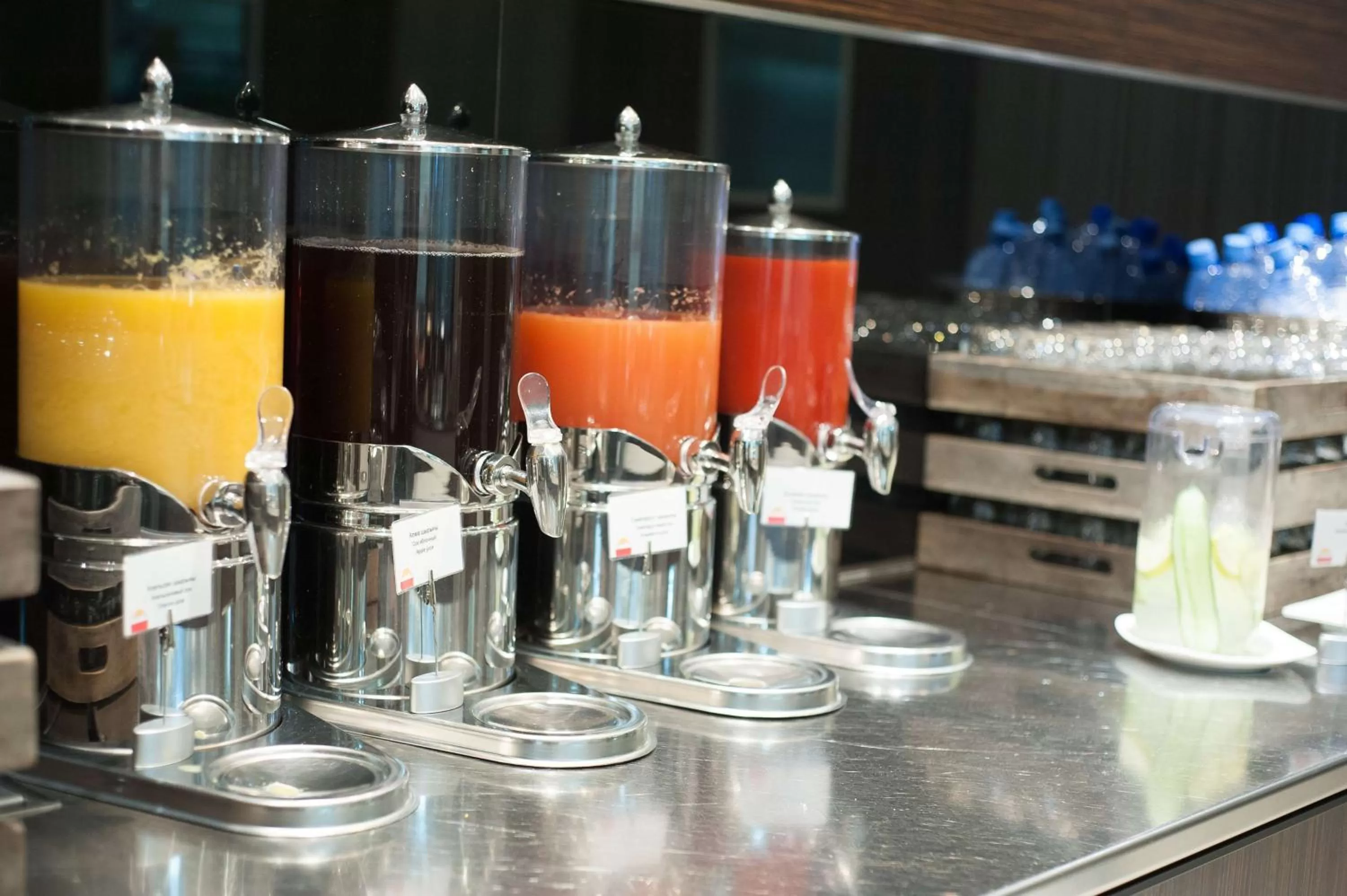 Restaurant/places to eat in Park Inn by Radisson Hotel Astana