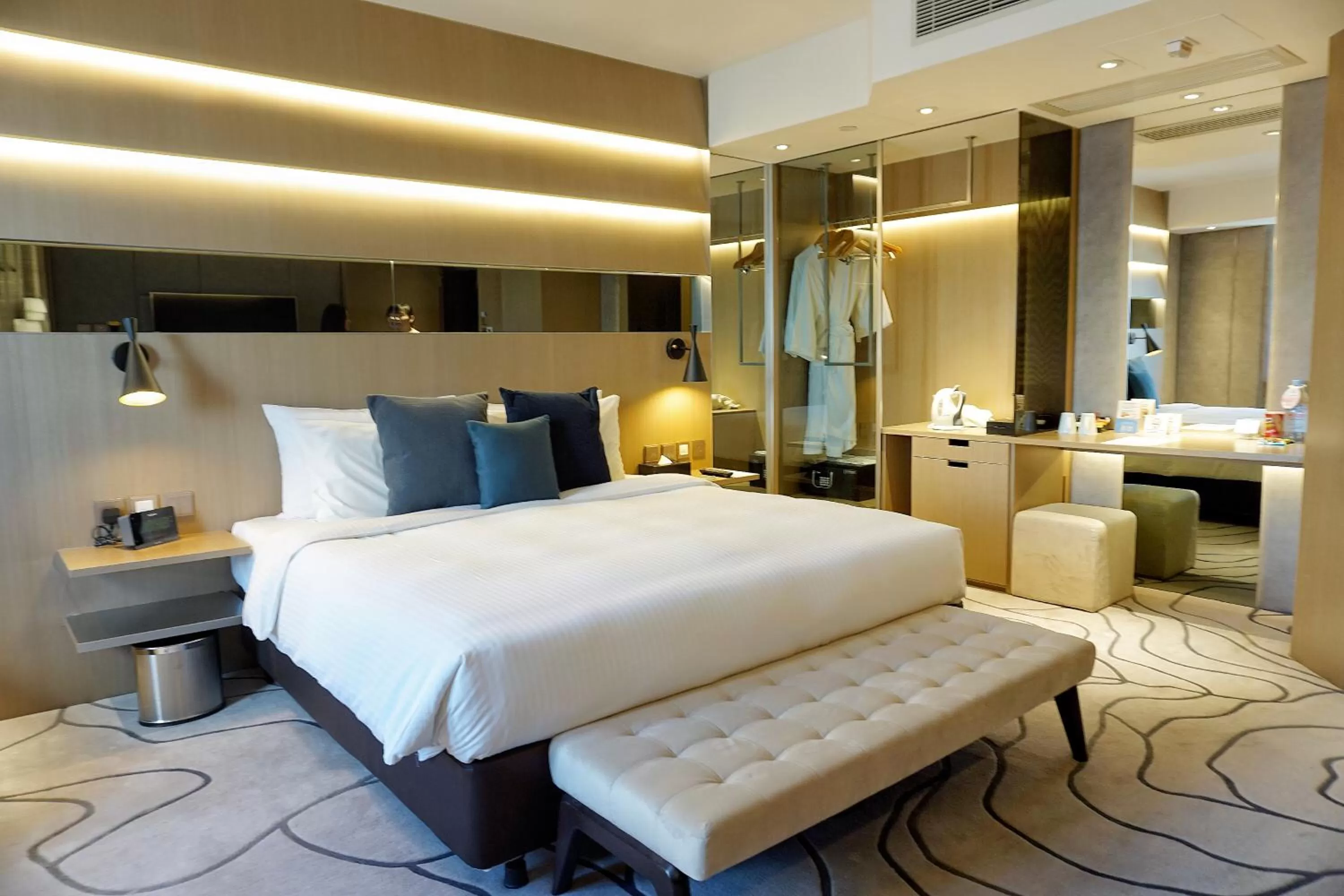 Photo of the whole room, Bed in The Harbourview - Chinese YMCA of Hong Kong
