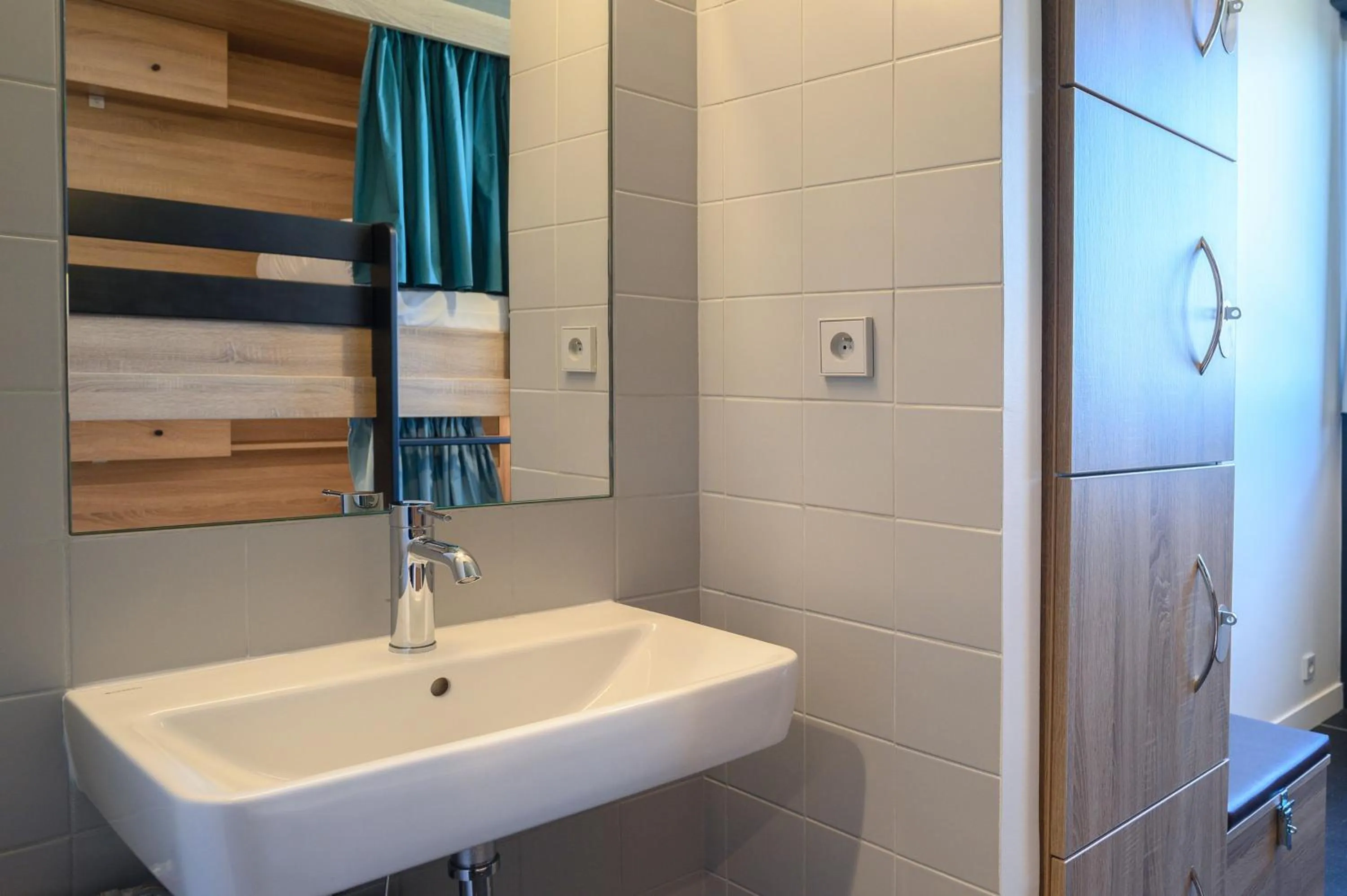 Toilet in The People - Paris Marais