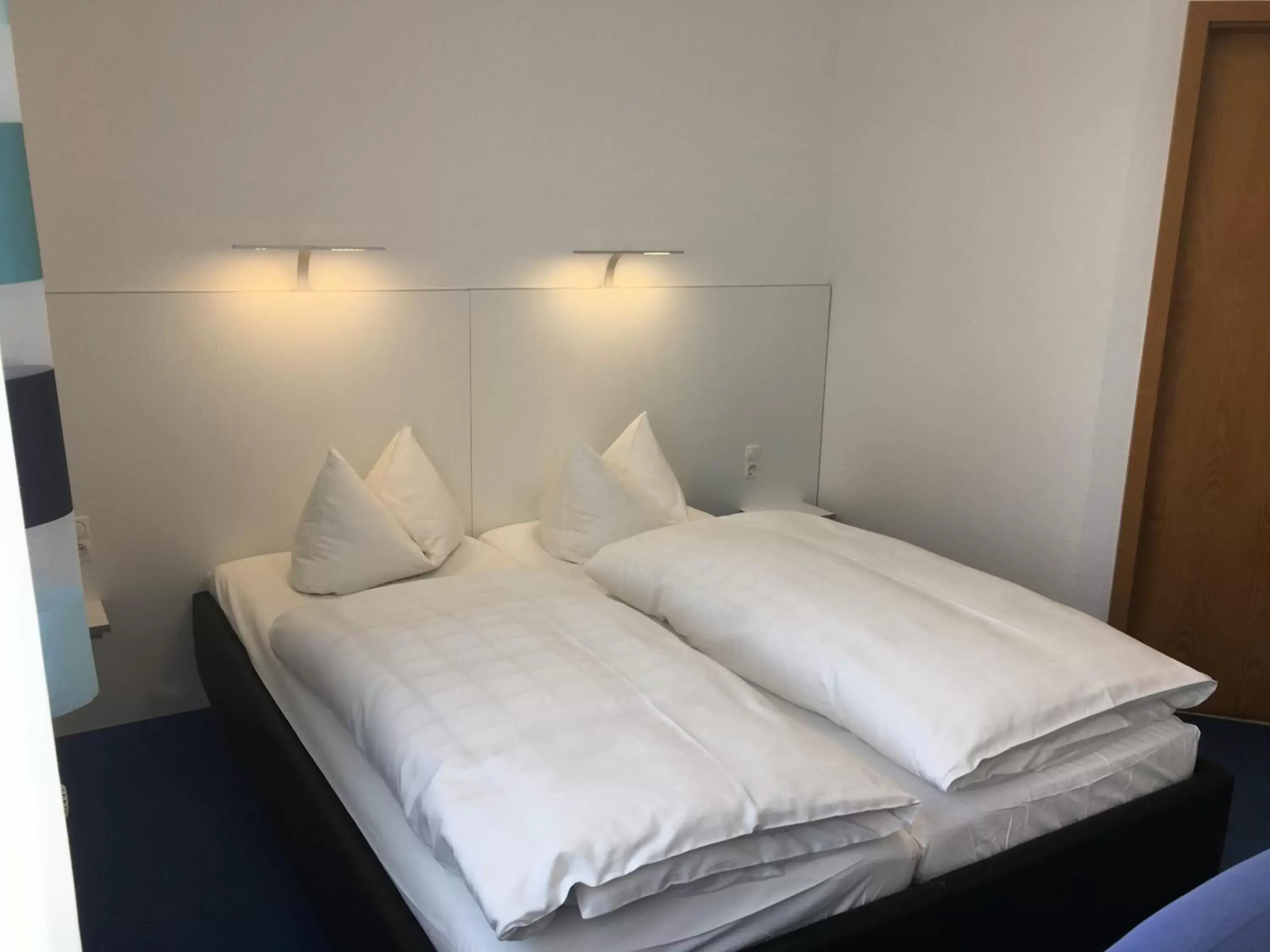 Double Room - single occupancy in Hotel & Restaurant Park Cafe ISA Double Room - single occupancy in Hotel & Restaurant Park Cafe ISA