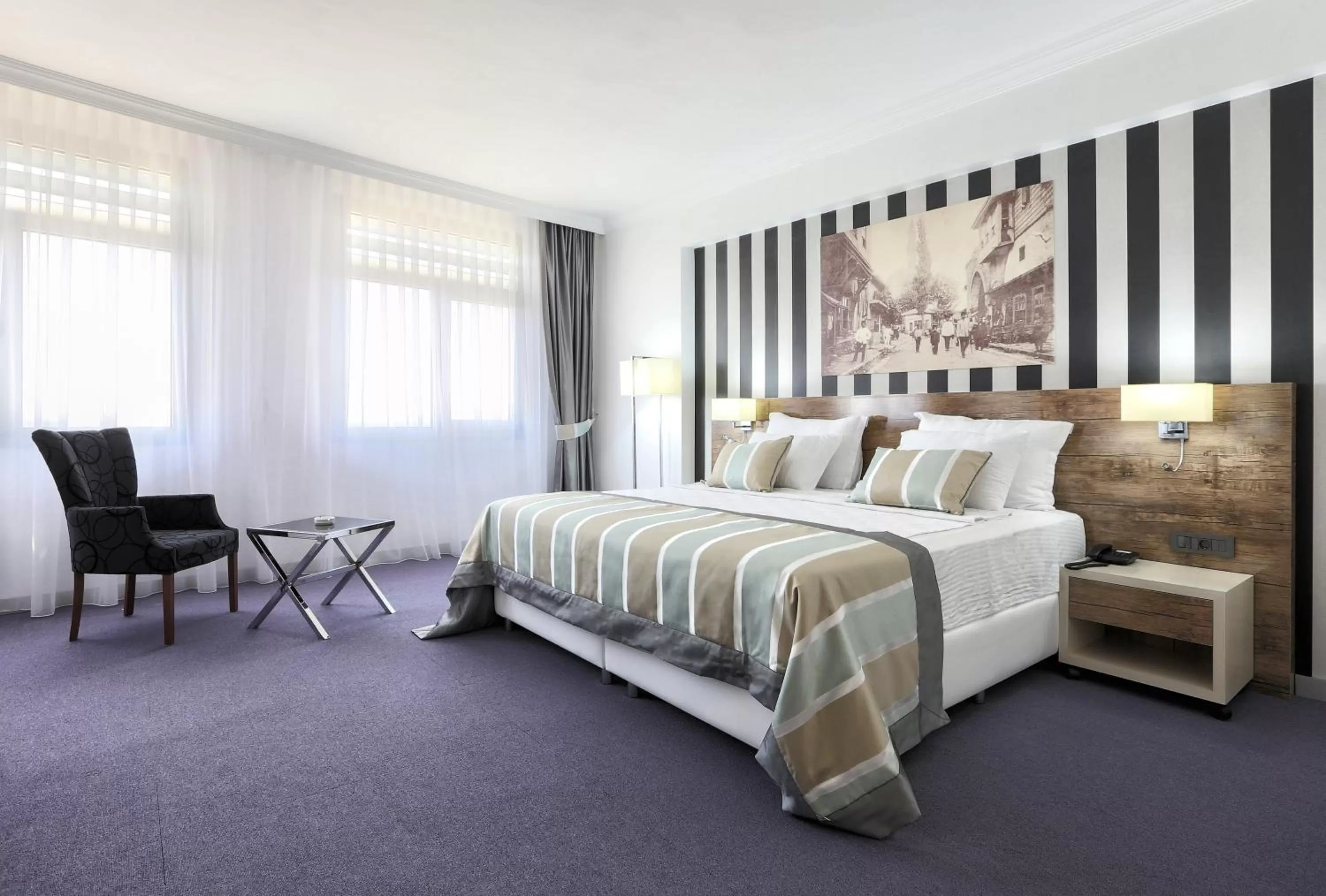 Communal lounge/ TV room, Bed in Ramada Hotel by Wyndham Edirne