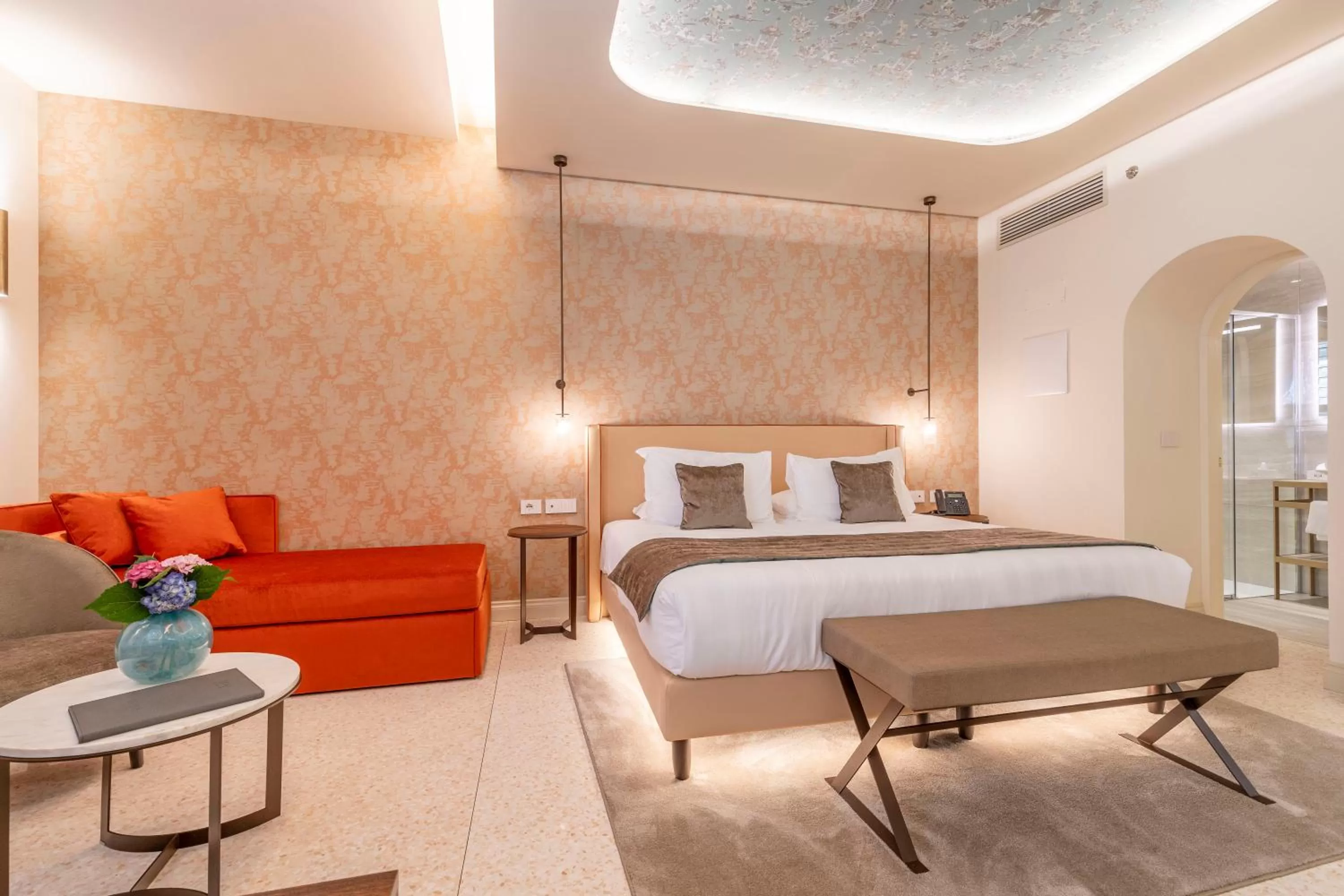 Photo of the whole room, Bed in Palazzo Keller