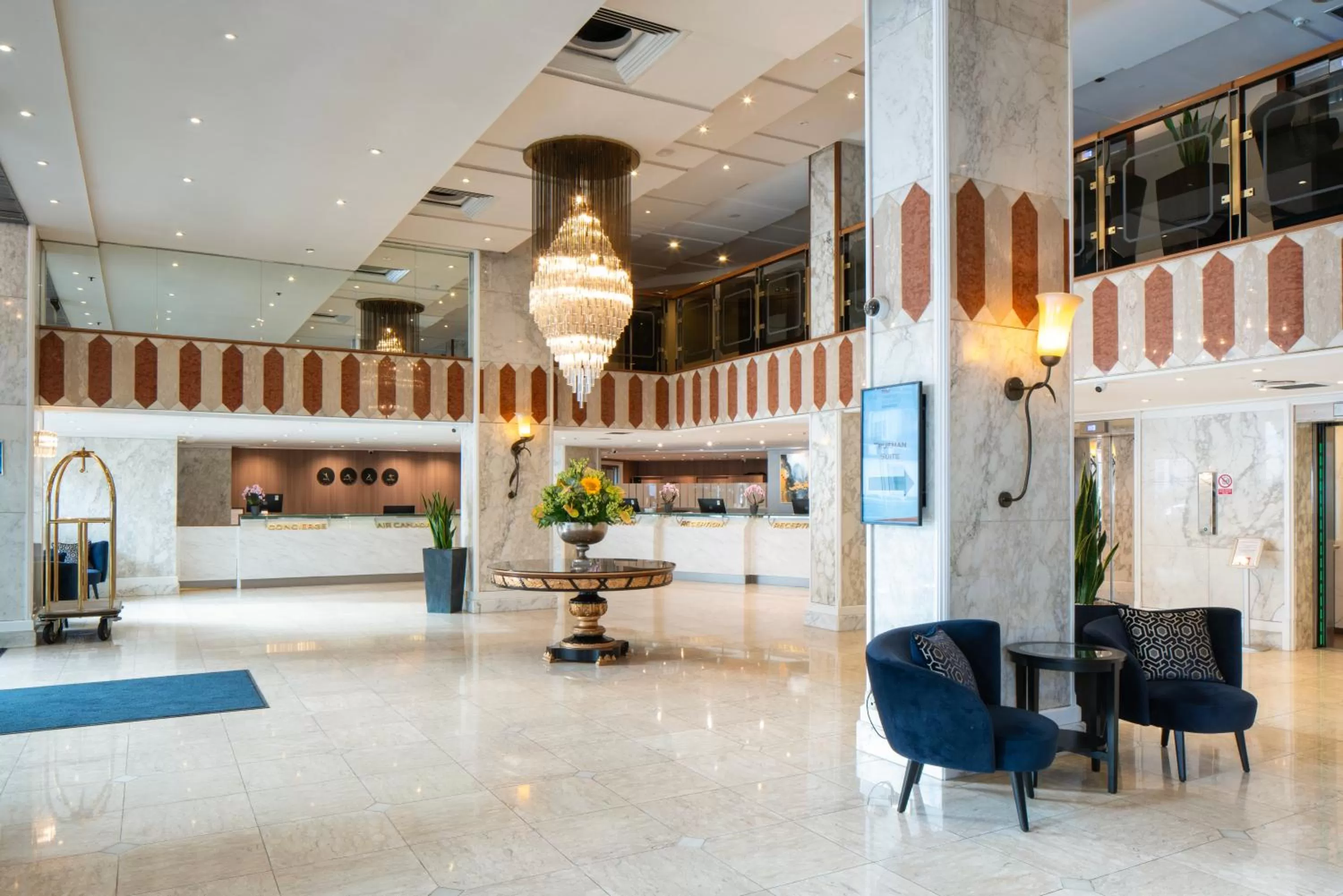 Lobby or reception in Danubius Hotel Regents Park