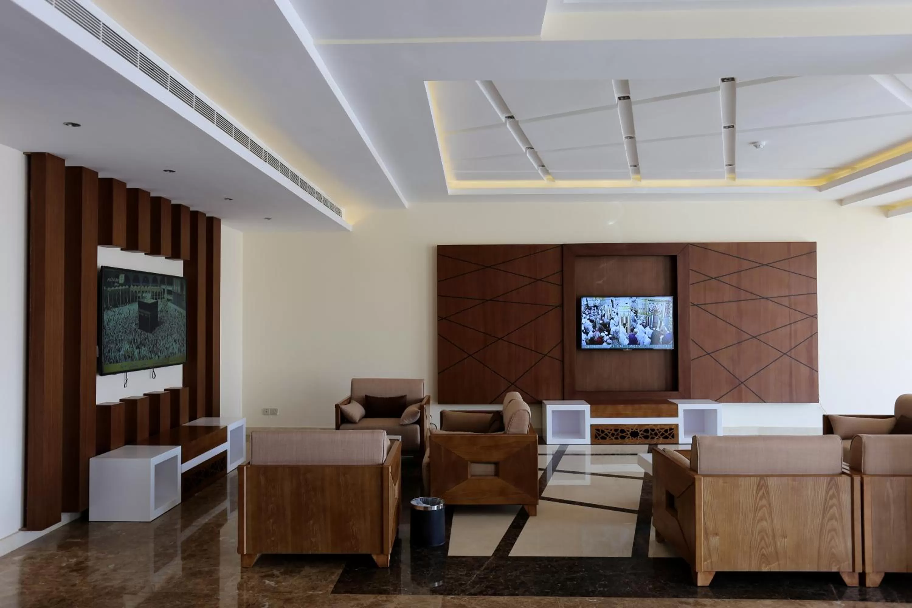 Facade/entrance in Arjaan Altakhassusi Hotel Suites