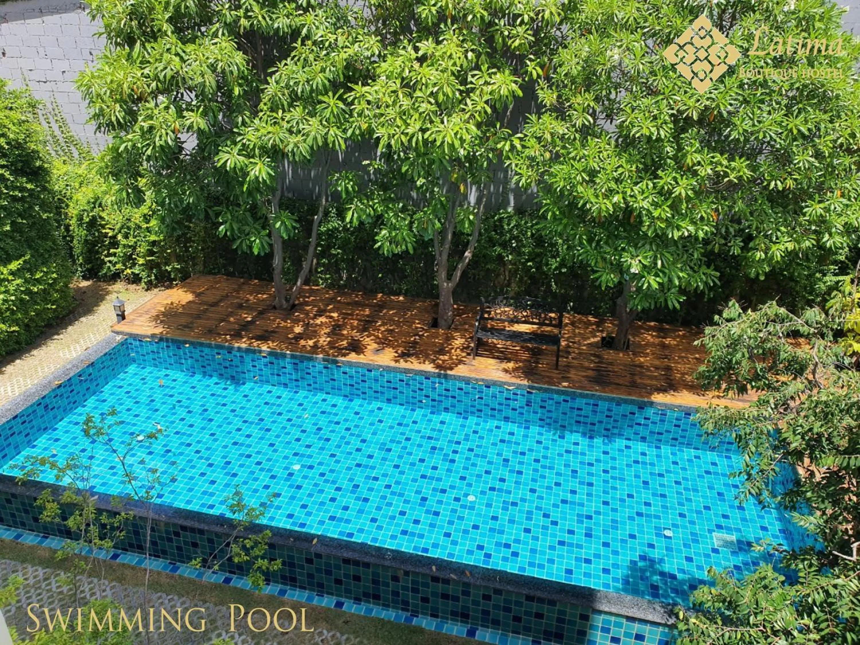 Swimming pool in Latima Boutique Hostel