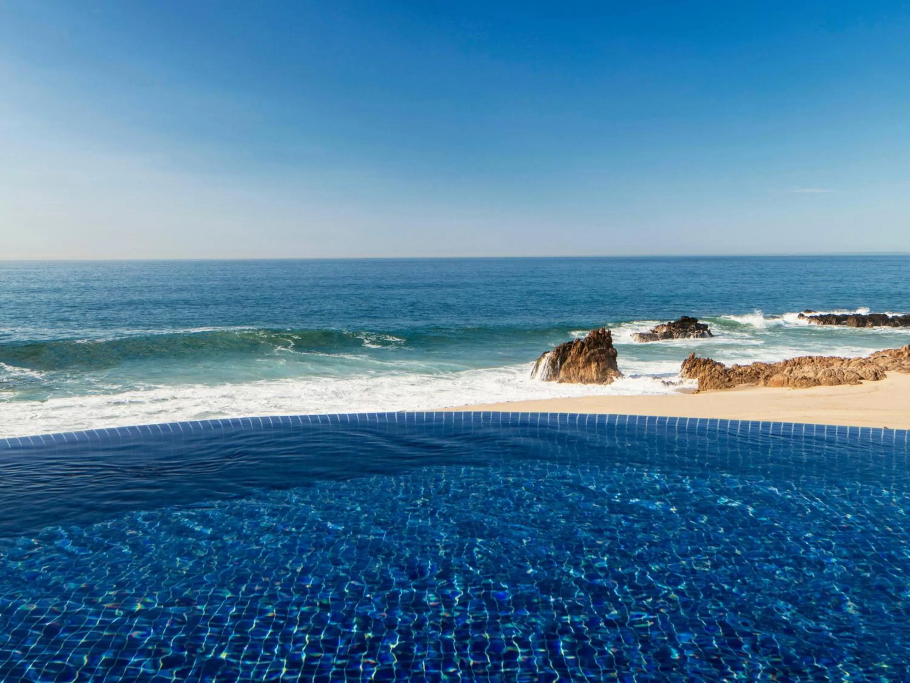 Swimming pool in One&Only Palmilla