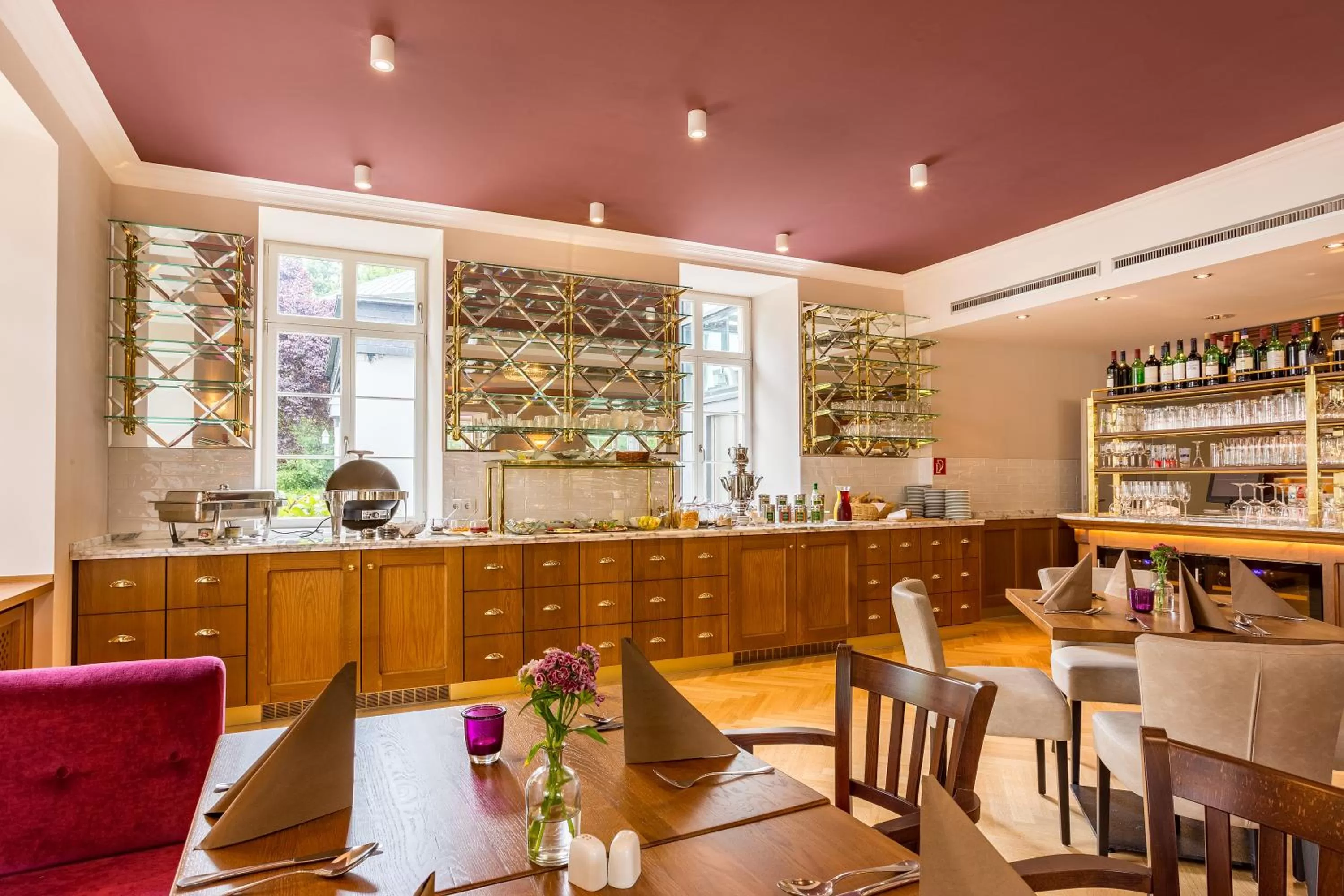 Restaurant/places to eat in Kurhaushotel Bad Salzhausen