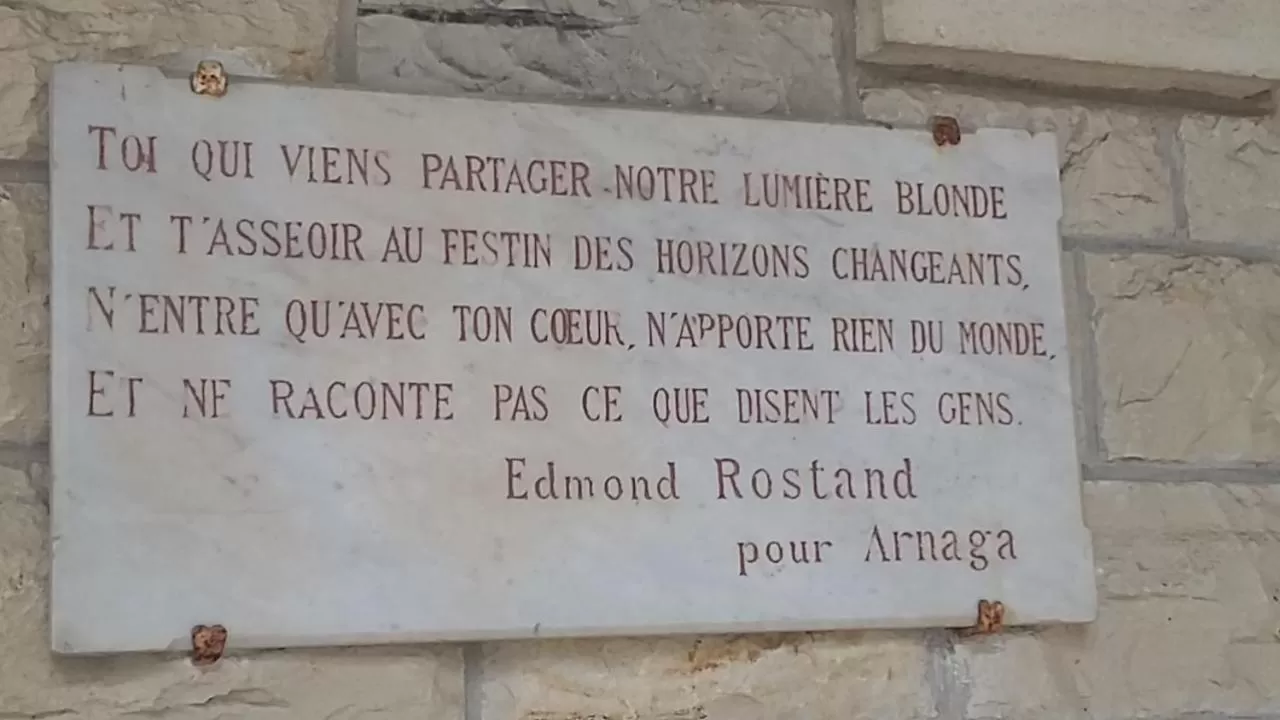 Logo/Certificate/Sign in L'Auberge du Mazet