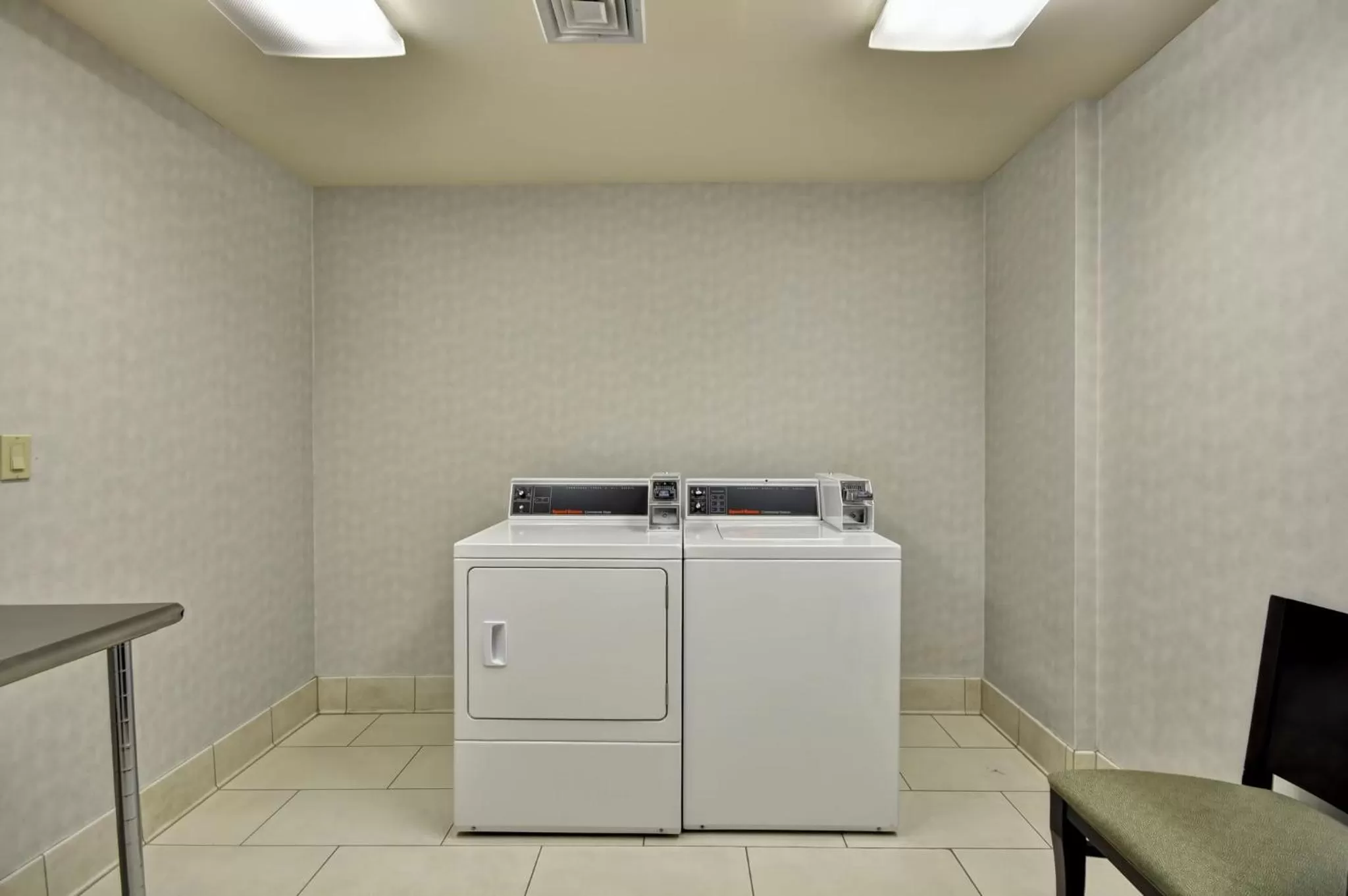 Other in Holiday Inn Express Romulus / Detroit Airport by IHG