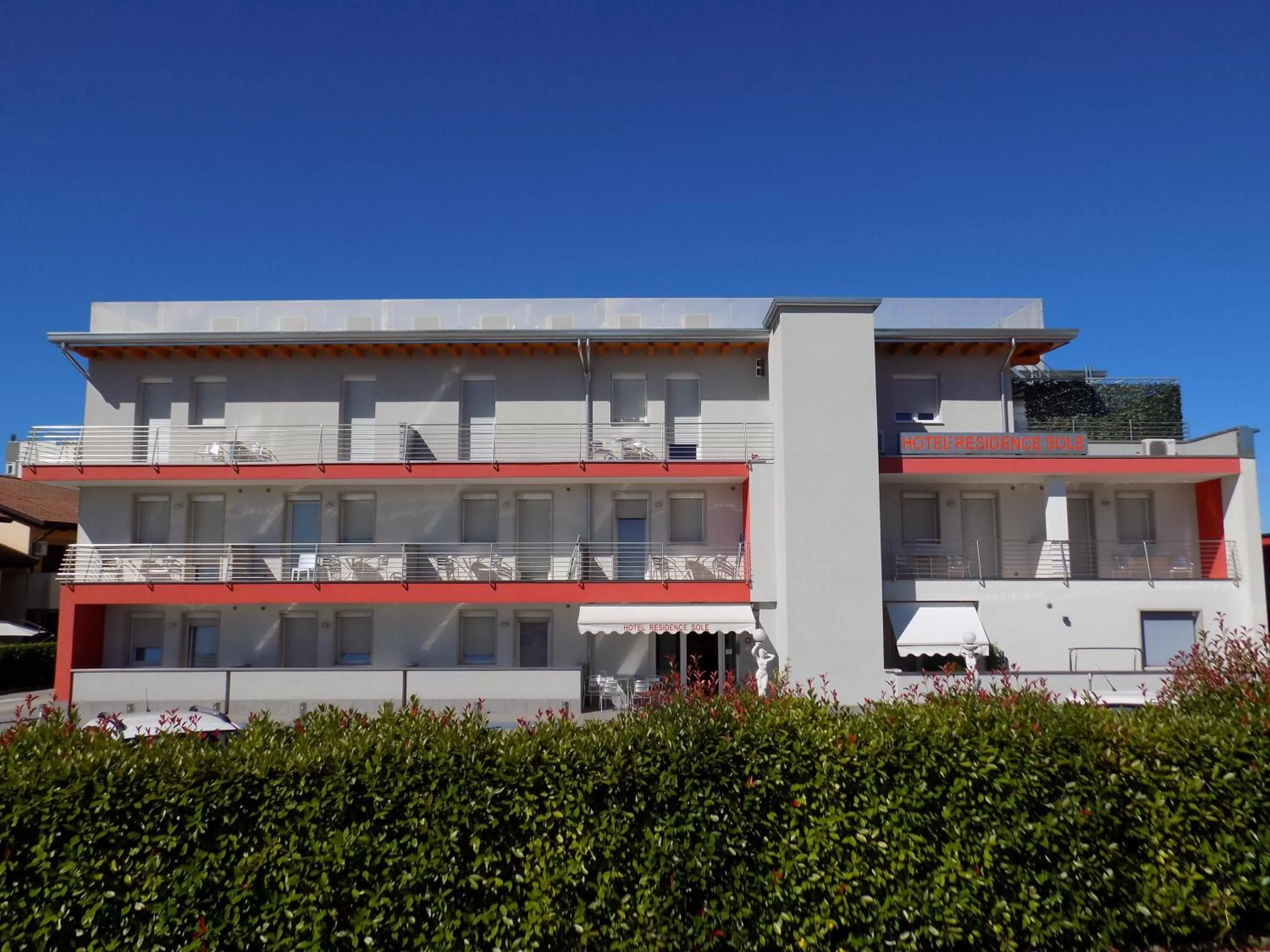 Facade/entrance, Property Building in Hotel Residence Sole