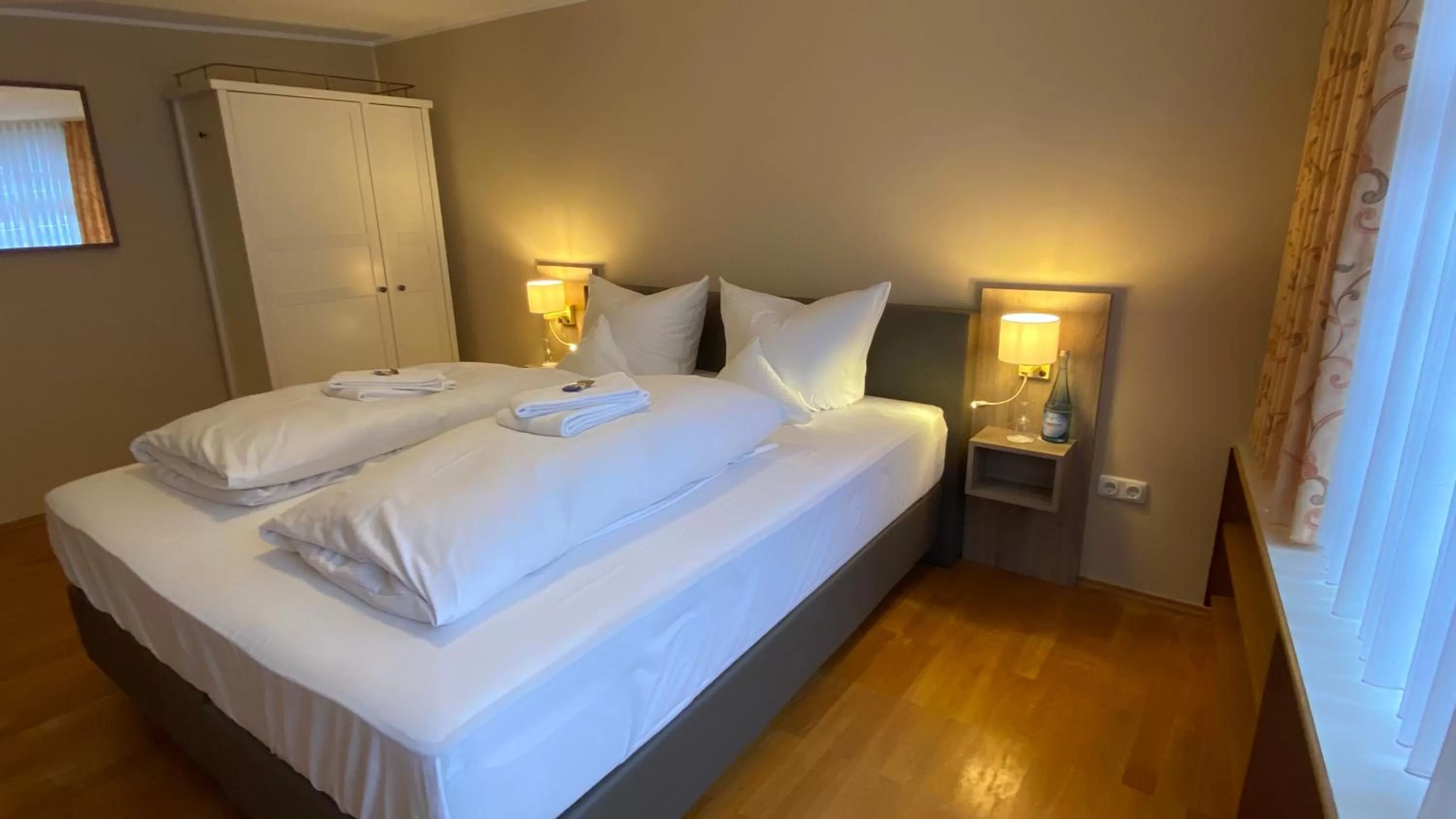 Bed in Horchem Hotel-Restaurant-Café-Bar