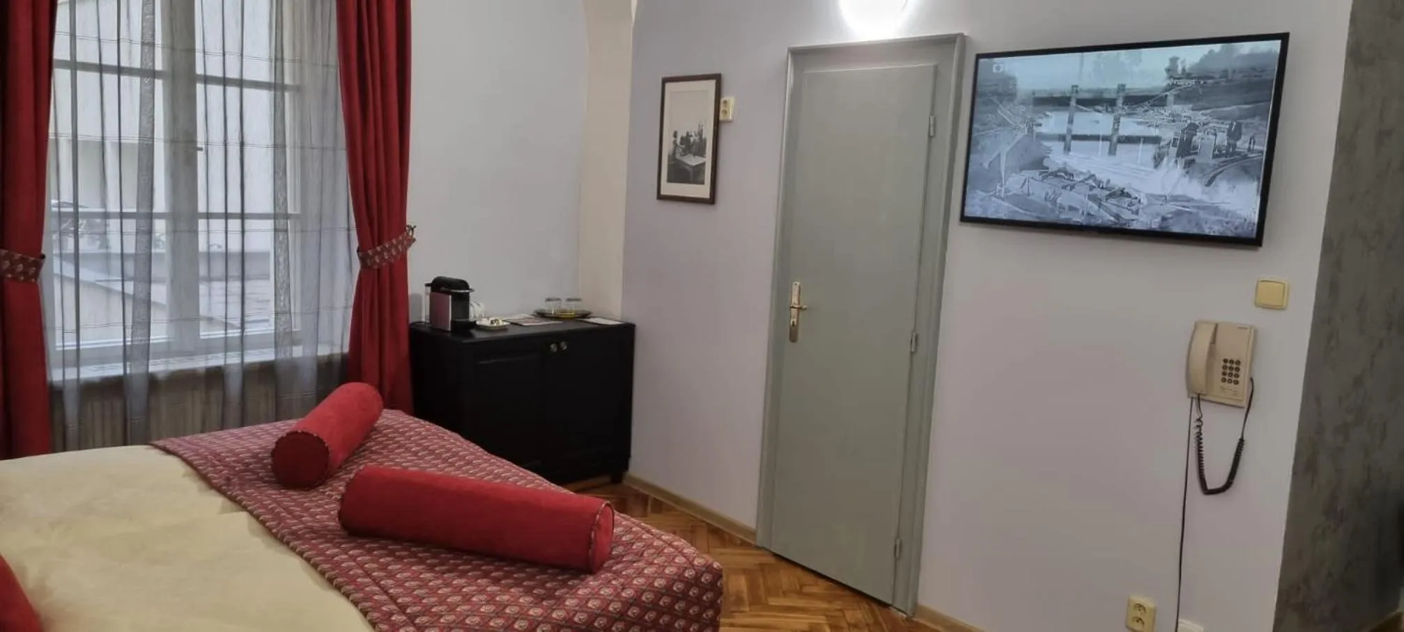 Bed in U Medvidku-Brewery Hotel