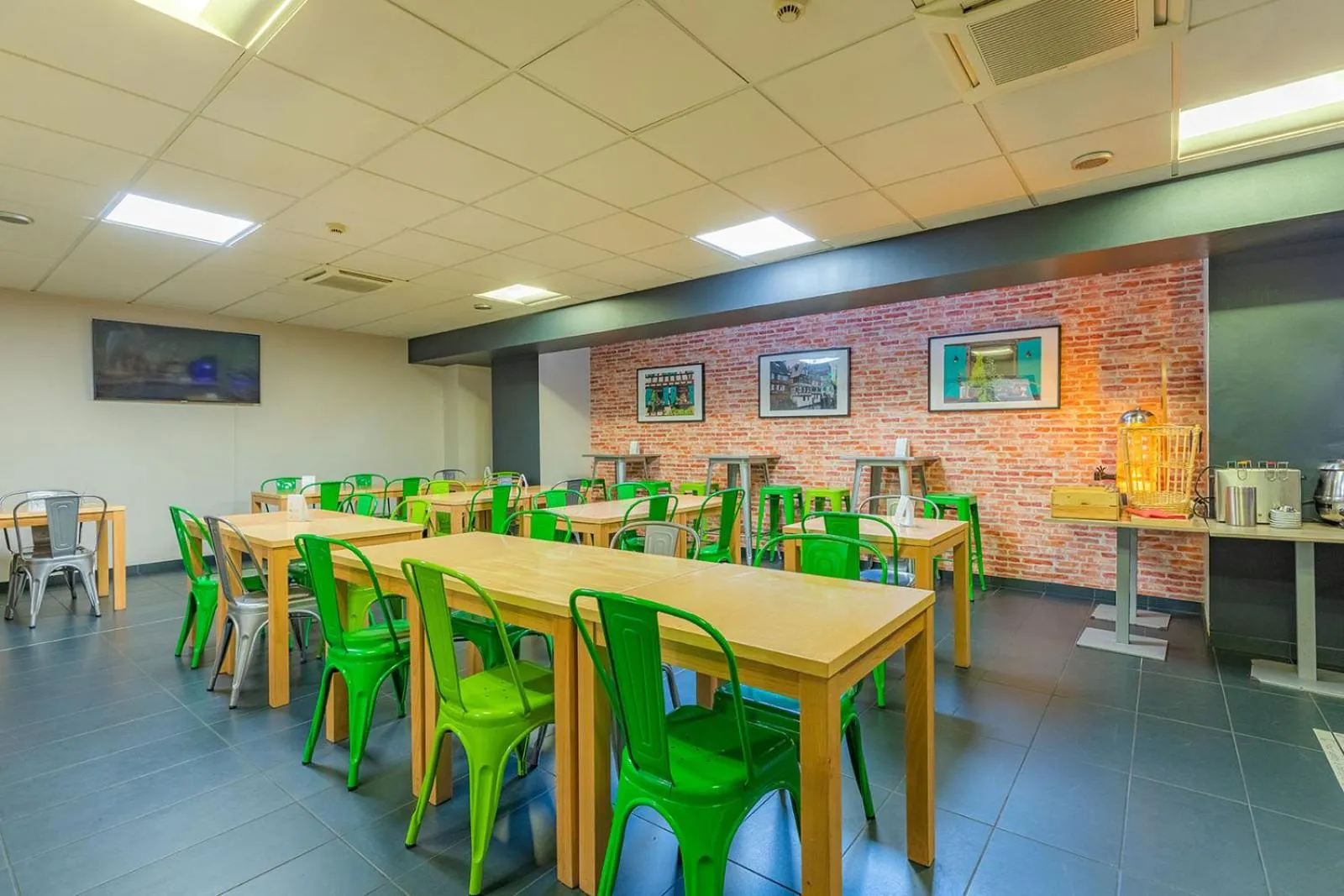 Breakfast in Appart'City Confort Strasbourg Centre