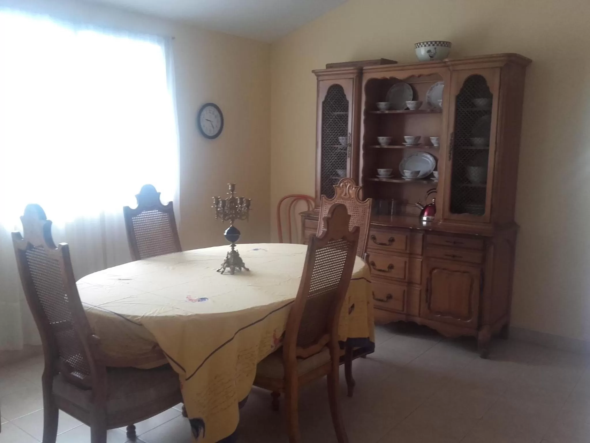 Dining area in La Gaviota BnB