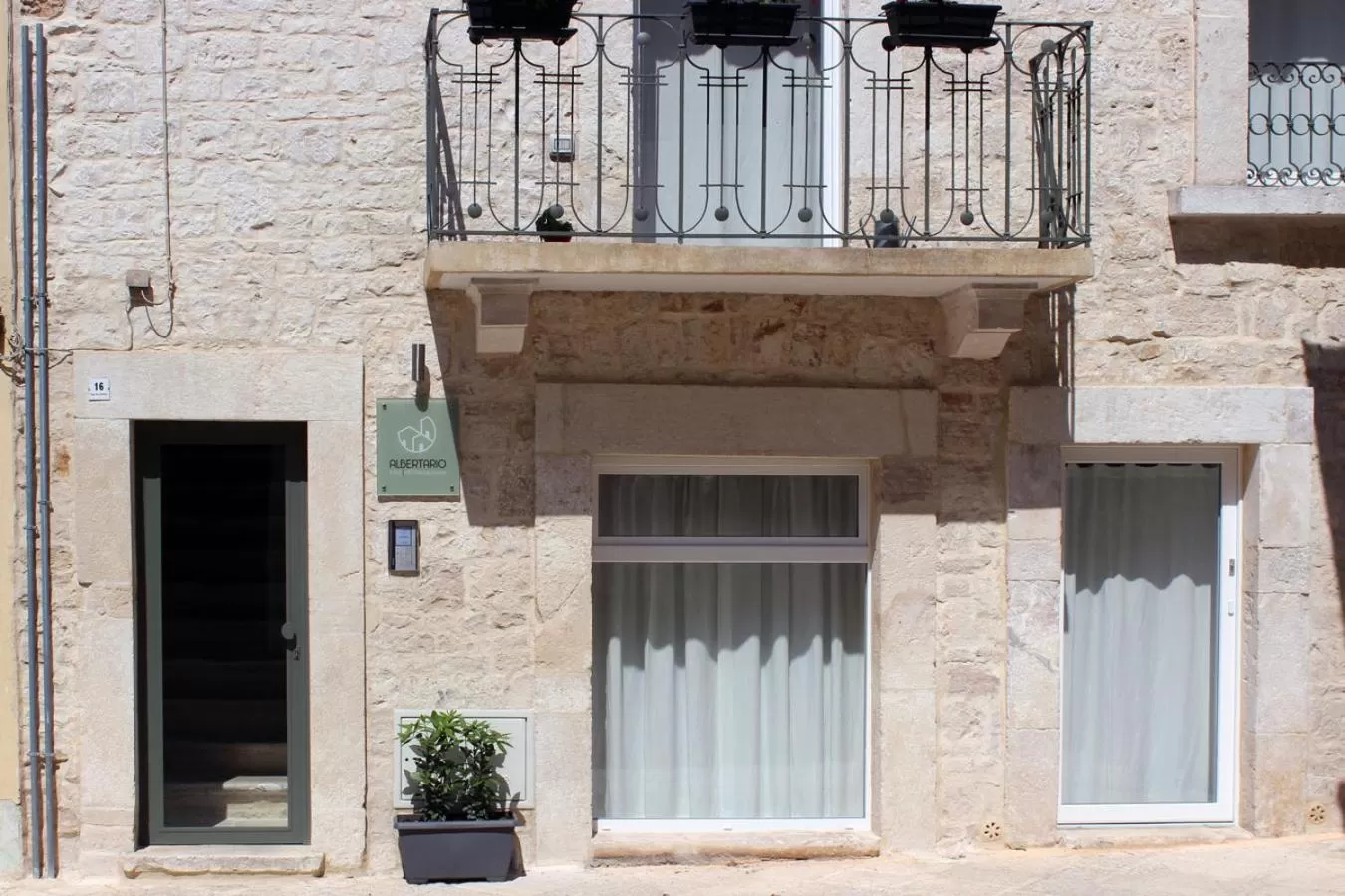 Property building in Albertario