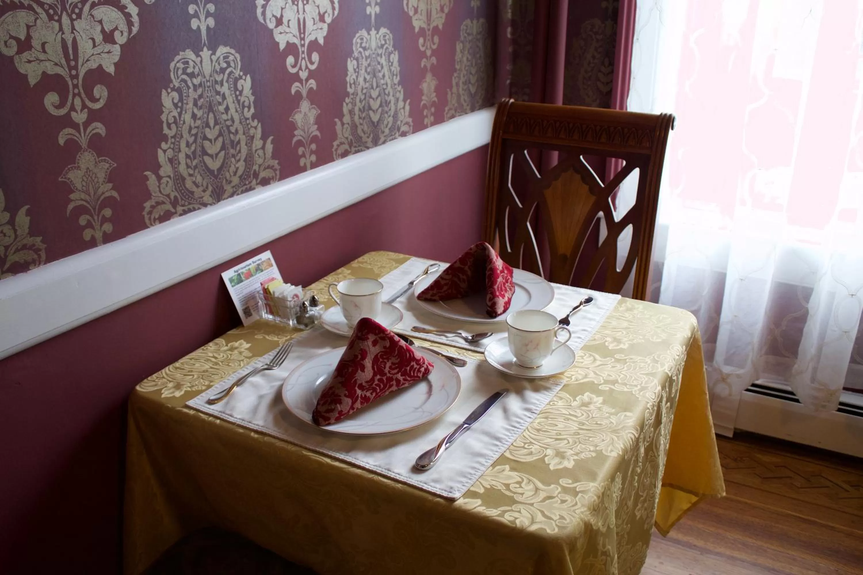 Dining area, Restaurant/Places to Eat in The Gridley Inn B&B