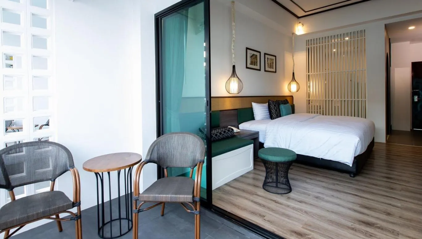 Bed in Chaanburi Boutique Resort