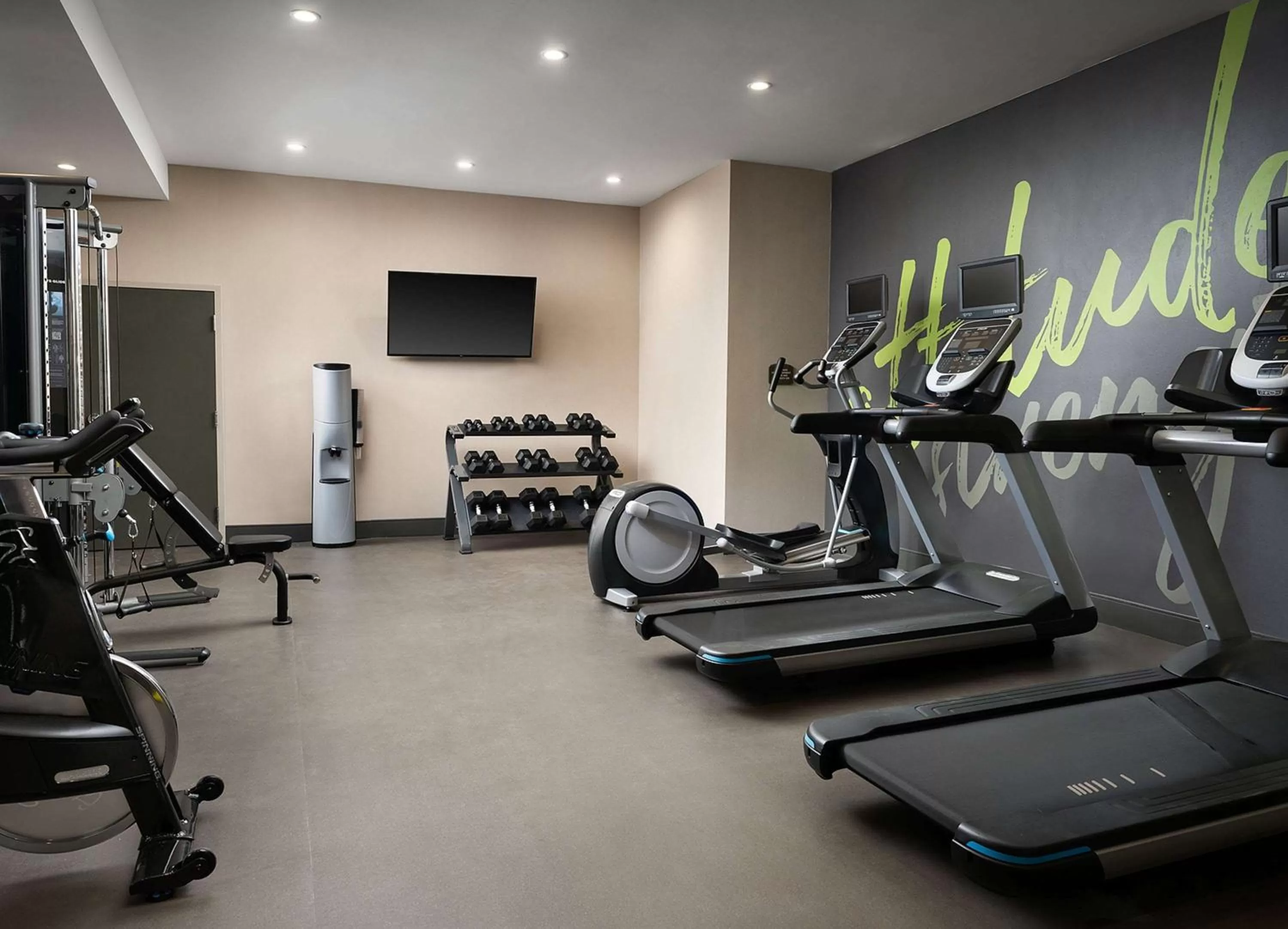 Fitness centre/facilities in Best Western Plus Desoto
