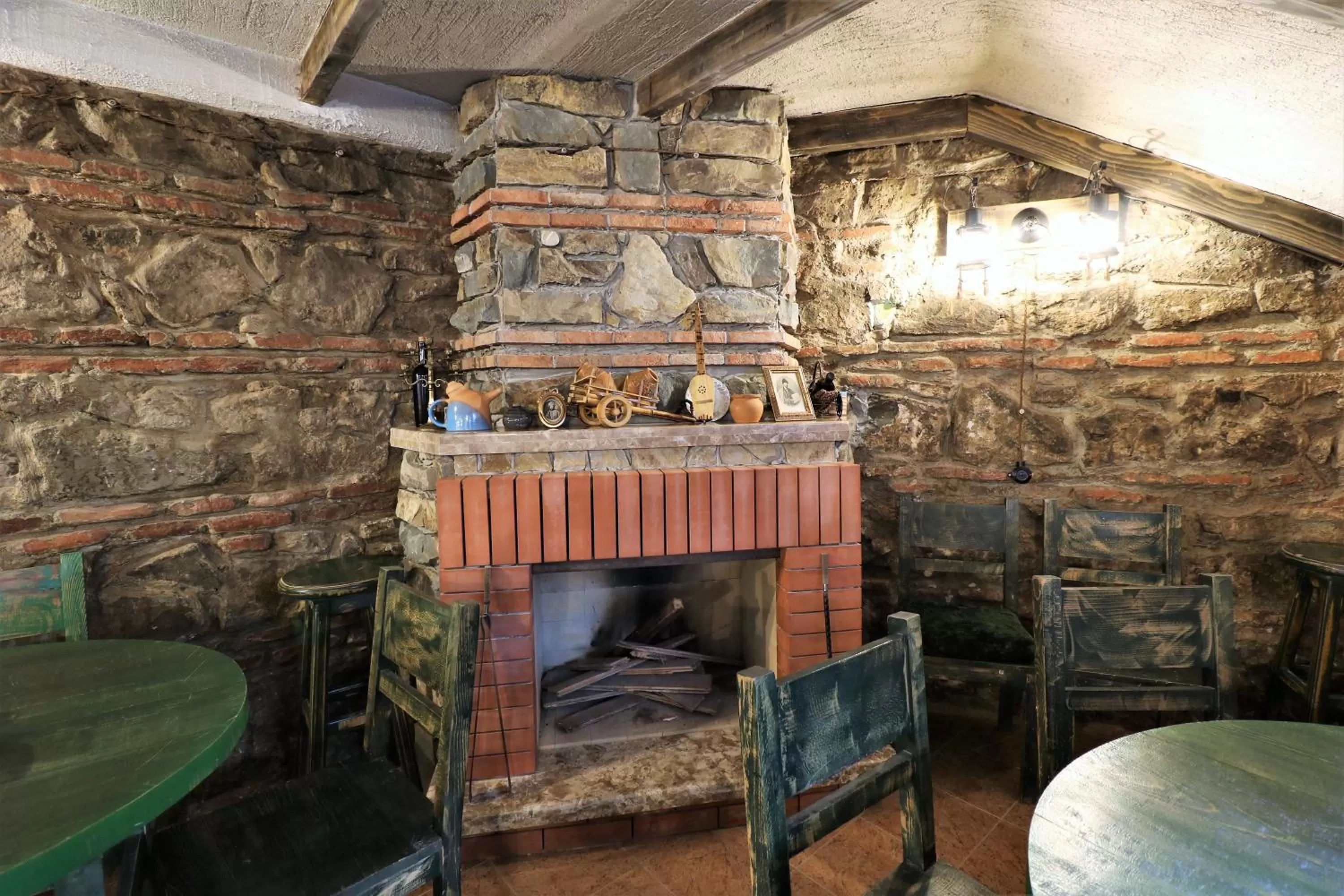 Restaurant/places to eat in City Inn - Boutique Hotel Tbilisi