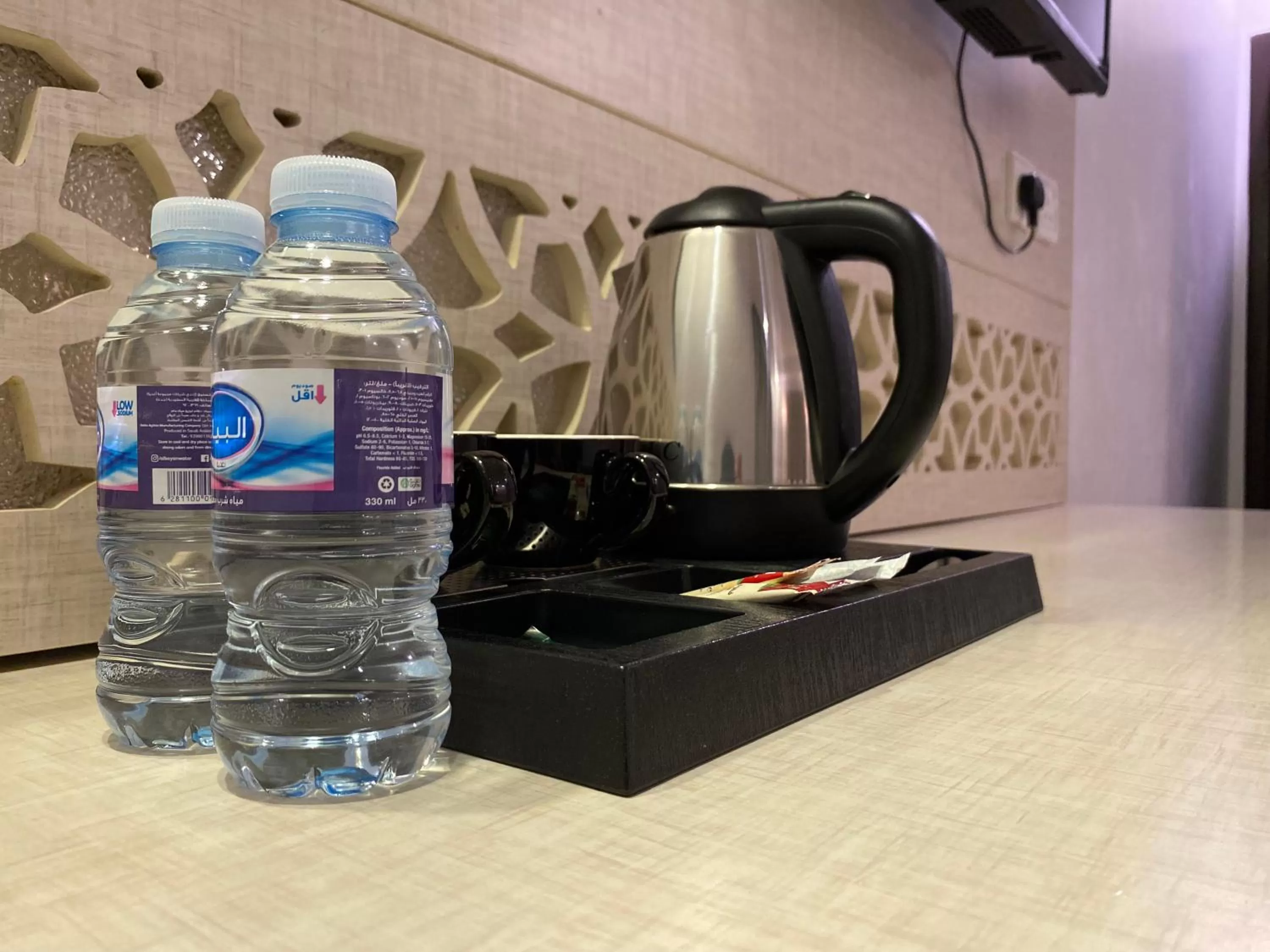 Coffee/tea facilities in شقق ارين البساتين