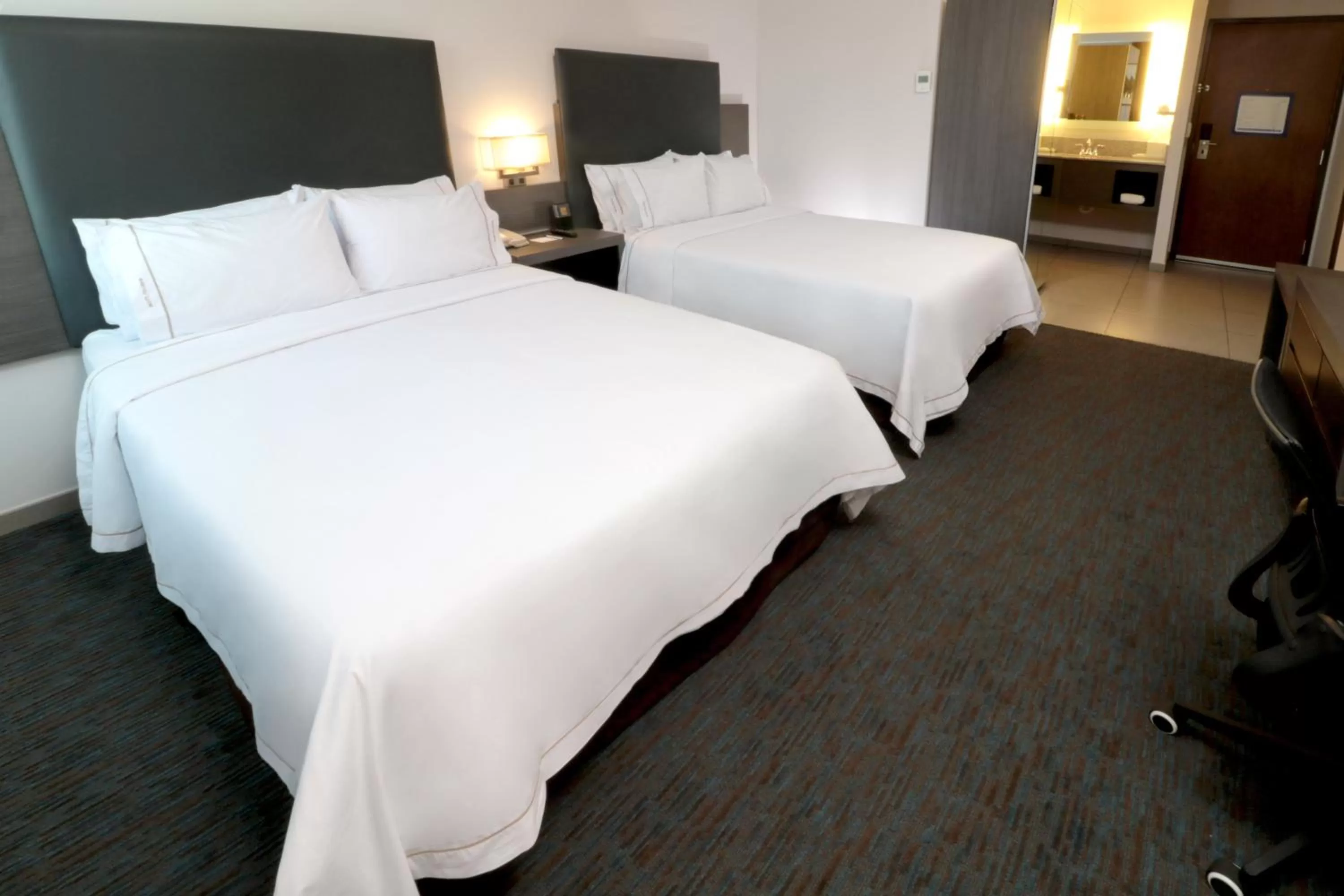 Photo of the whole room, Bed in Holiday Inn Express Hotel & Suites Hermosillo by IHG