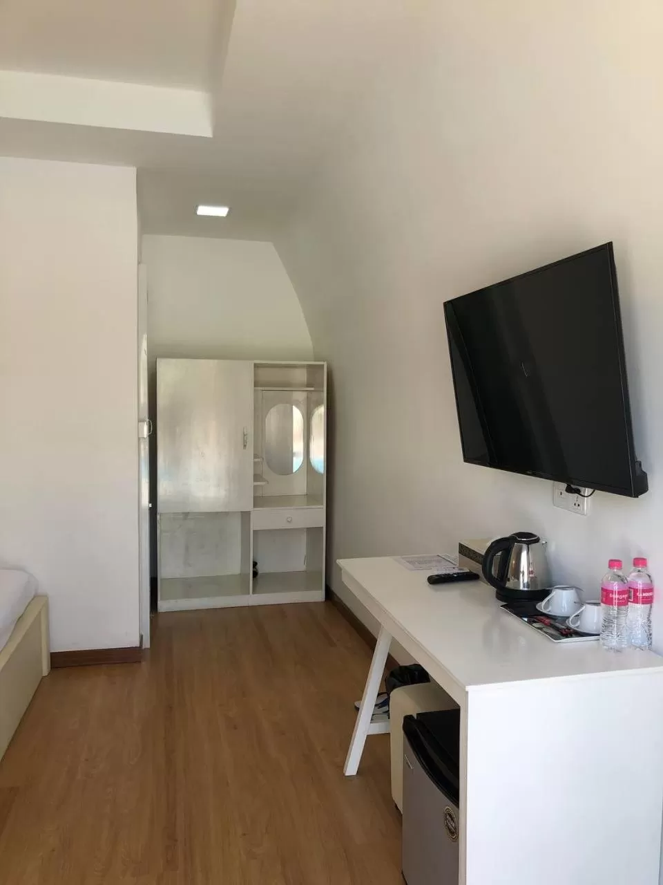 Living room, TV/Entertainment Center in Jasmine River Front