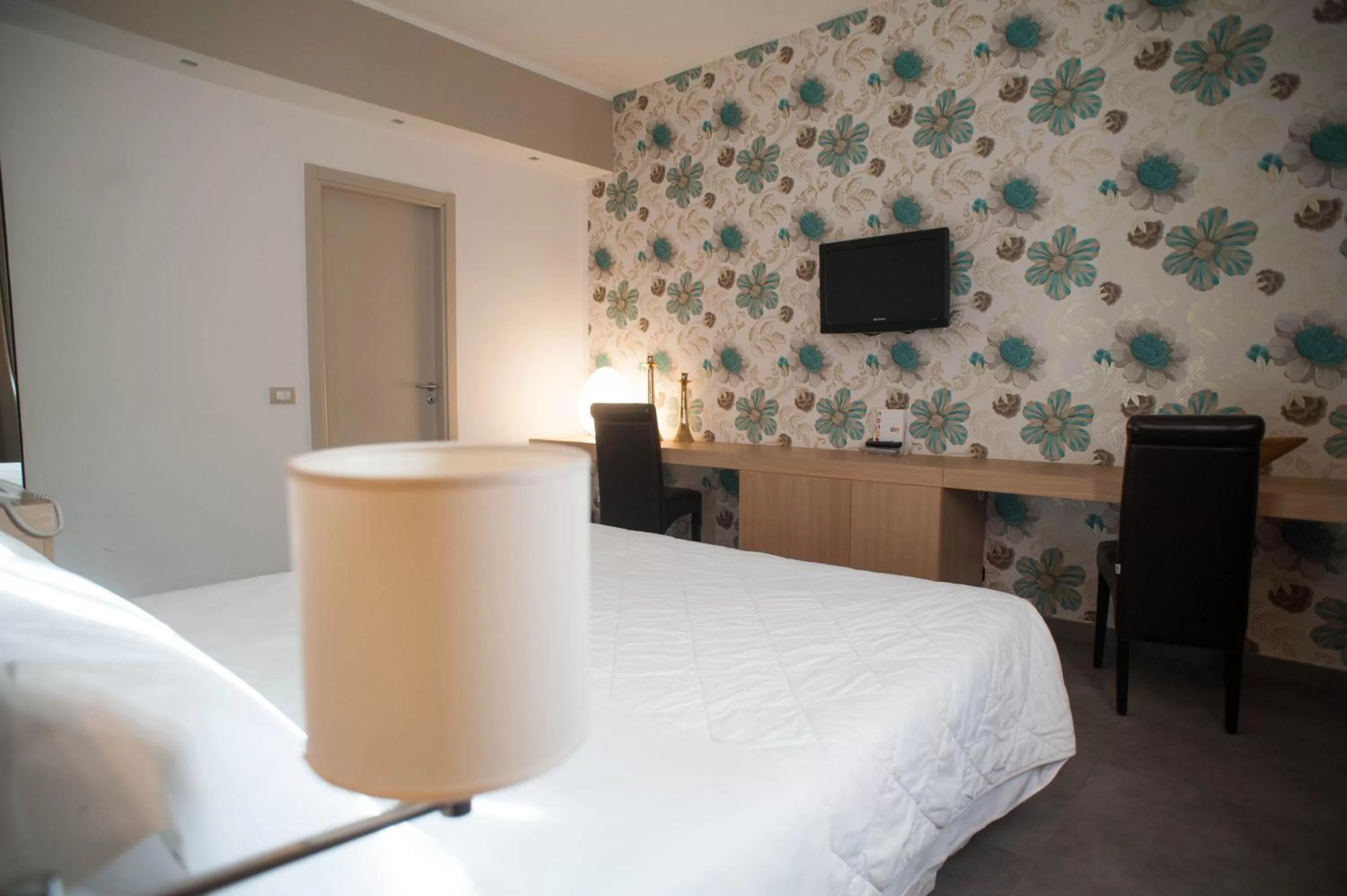 Photo of the whole room, Bed in FerroHotel